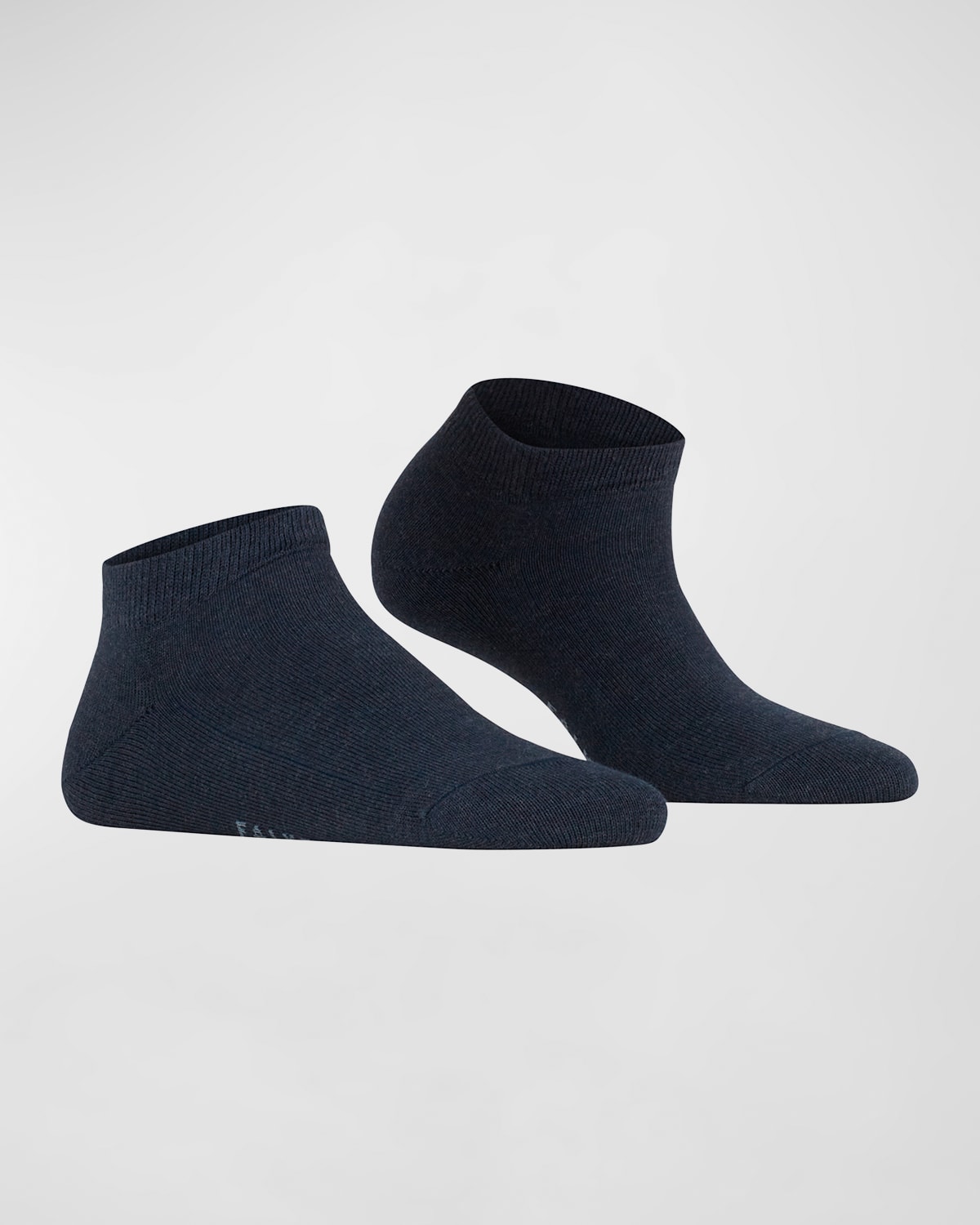 Ribbed Sneaker Socks