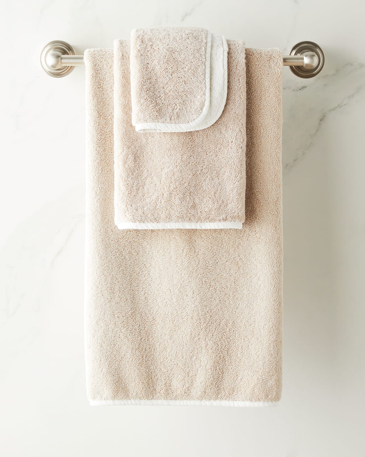 Bicolor Bath Towel