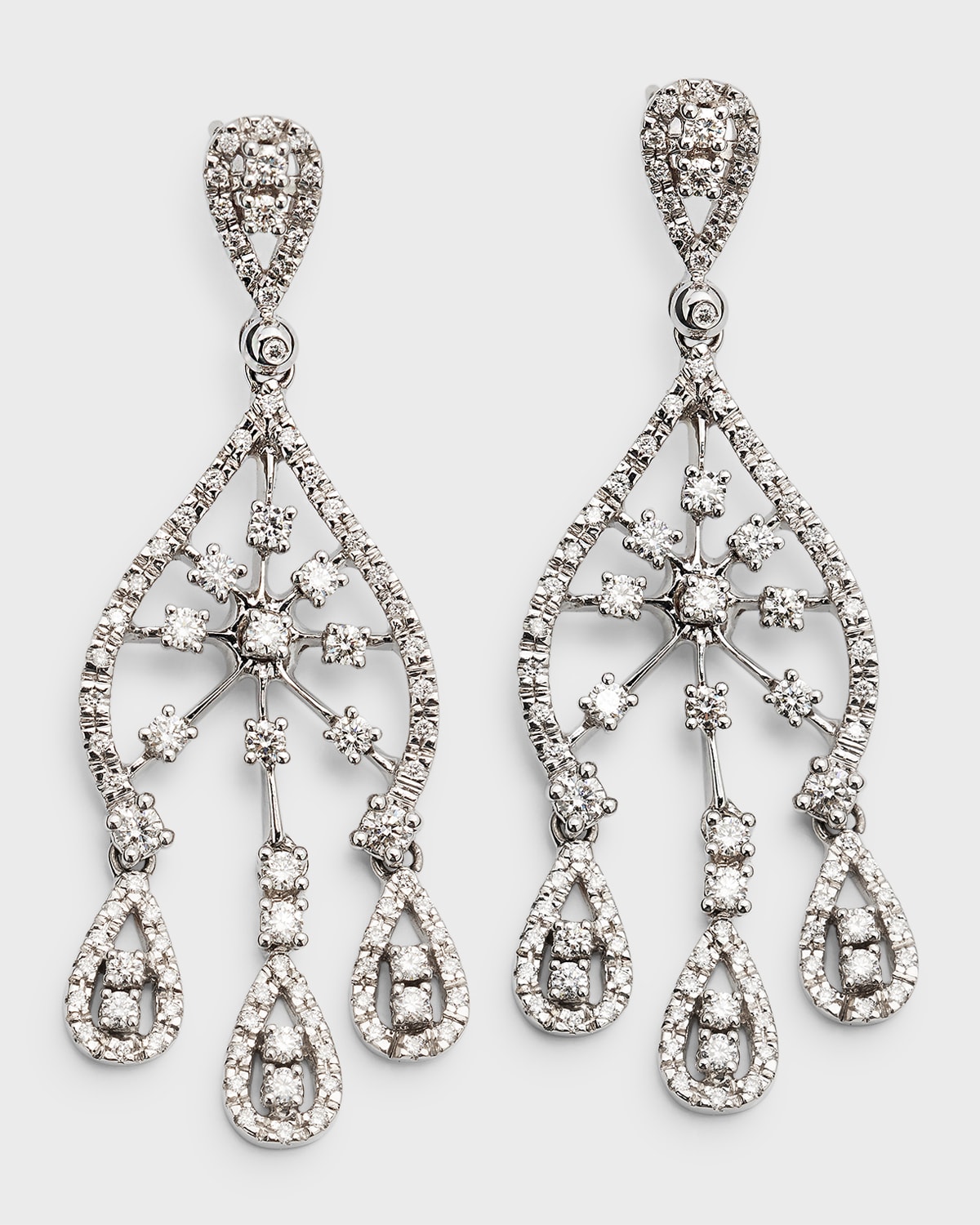 Cassidy Diamonds 18k White Gold Diamond Chandelier Earrings