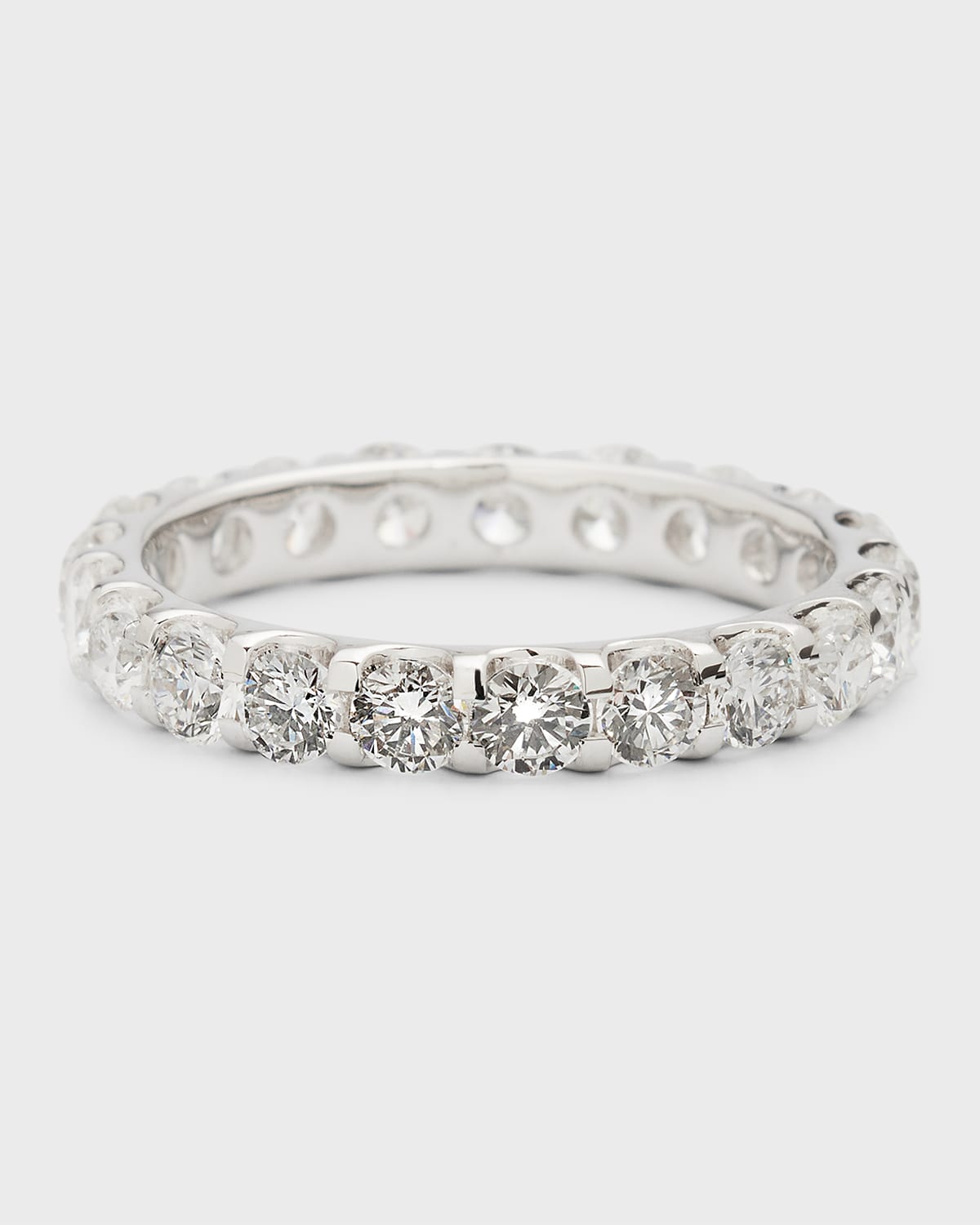 18K White Gold Round Diamond Eternity Band, Size 6
