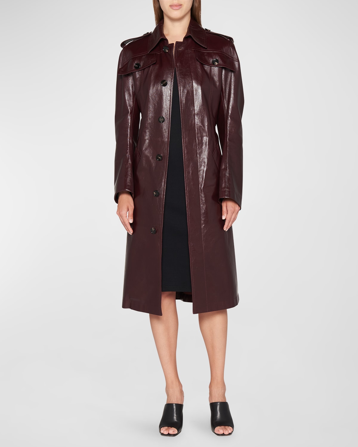 Bottega Veneta Belted Shiny Leather Trench Coat In Redwhite