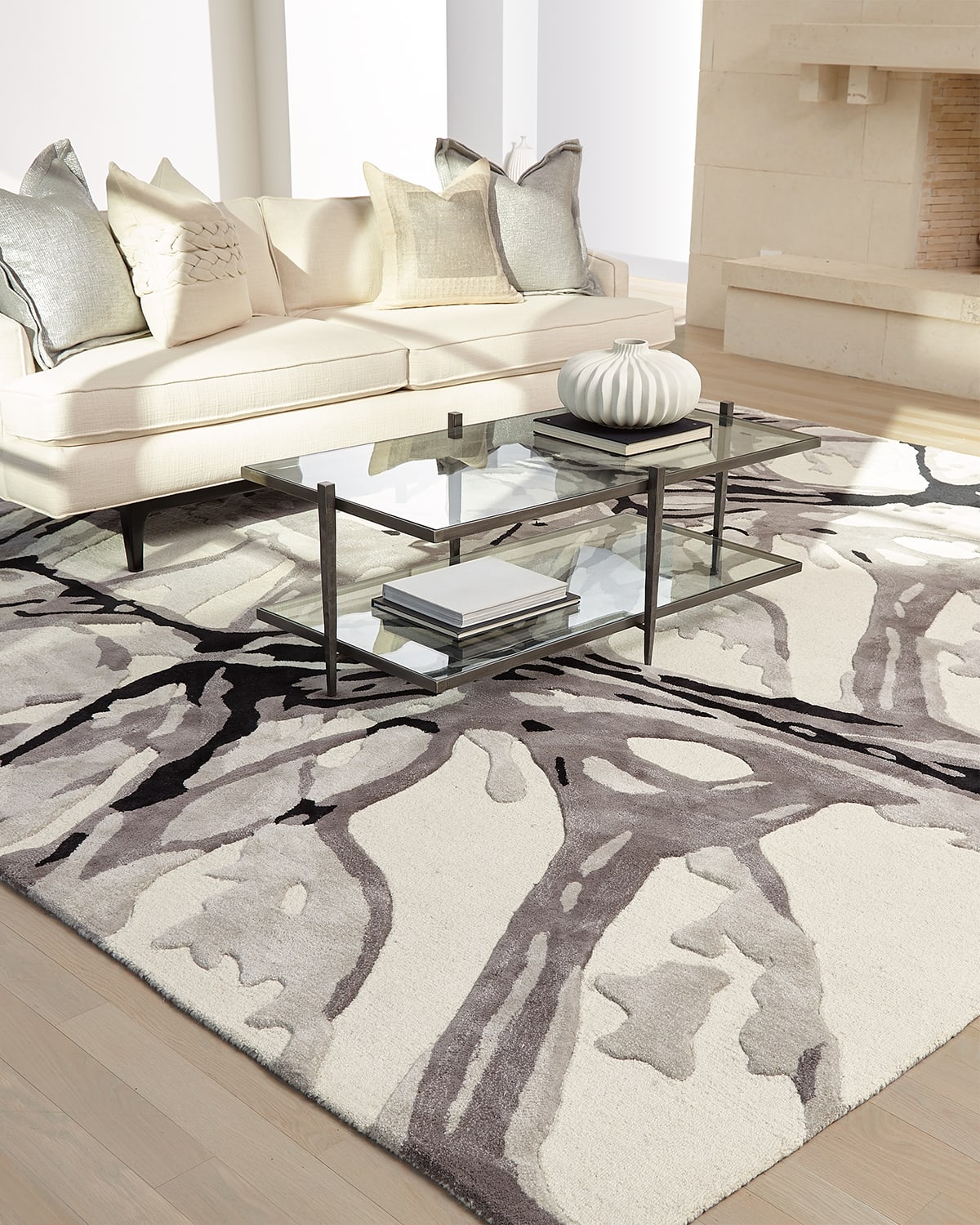 Global Views Eyes On The World Hand-tufted Rug, 5' X 8' In Ivory, Black