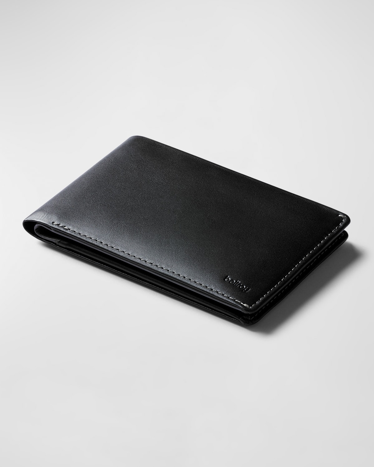 Men's Travel Bifold Wallet with RFID Protection