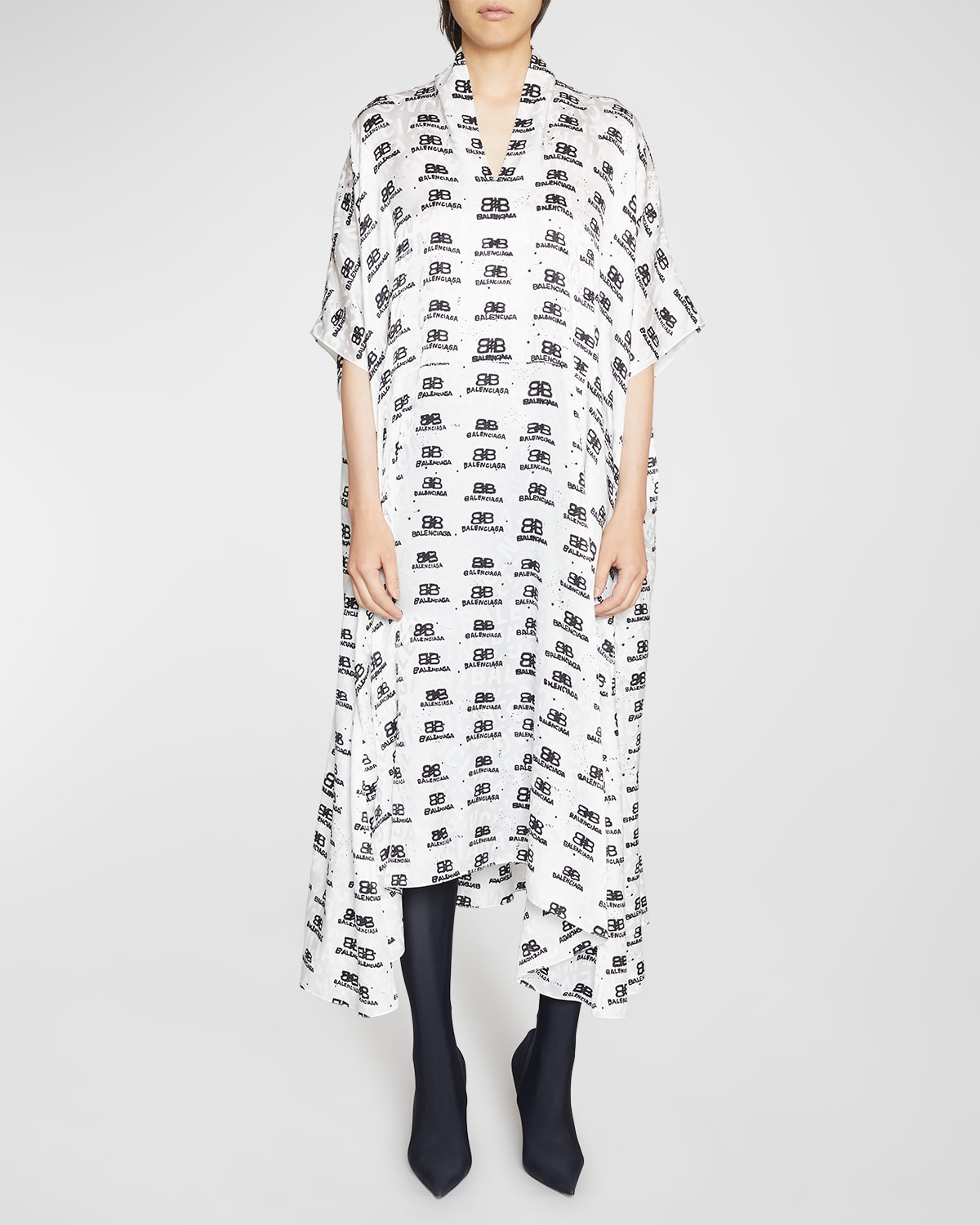 Balenciaga Bb Icon-print Logo Silk Jacquard Oversized Midi Dress In Wh/blk Str