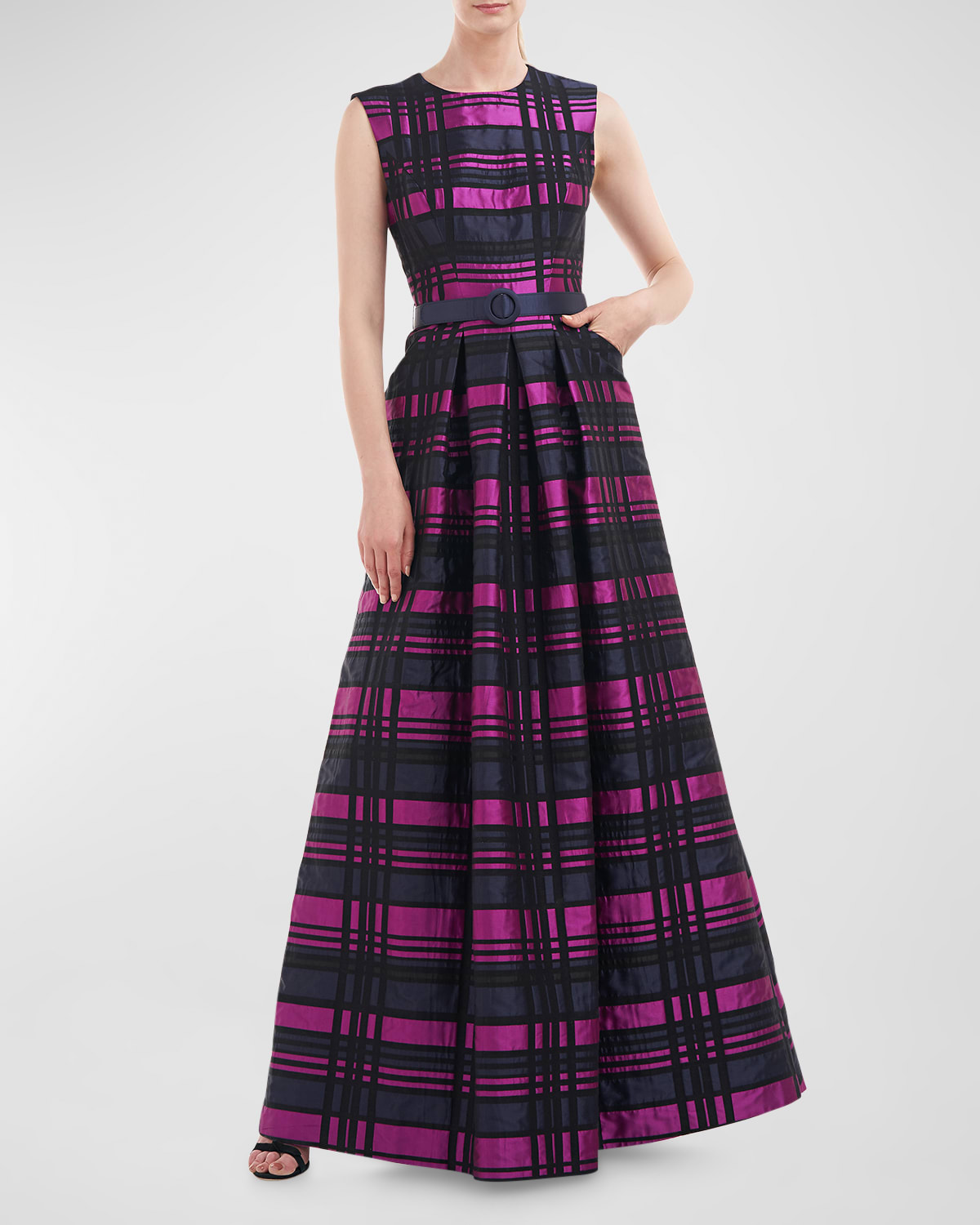 Kay Unger New York Pleated Sleeveless Plaid Jacquard Gown