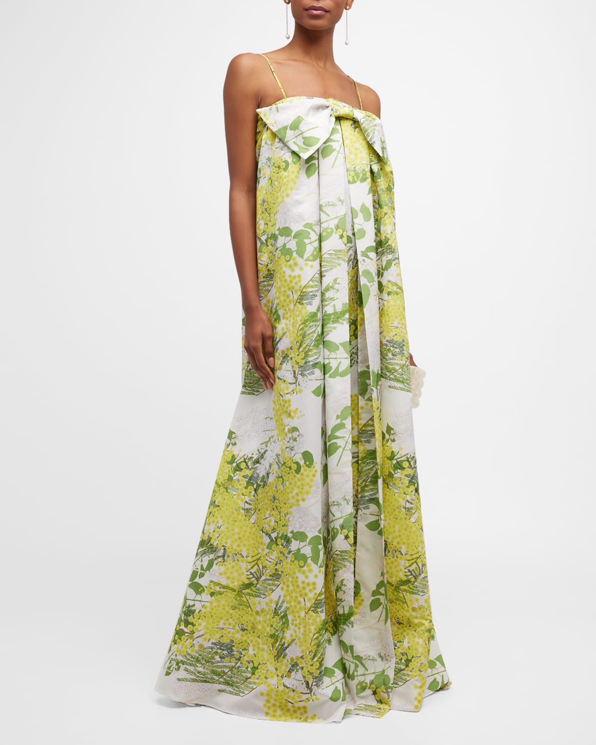 Bernadette Estelle Floral Gown In Weiss