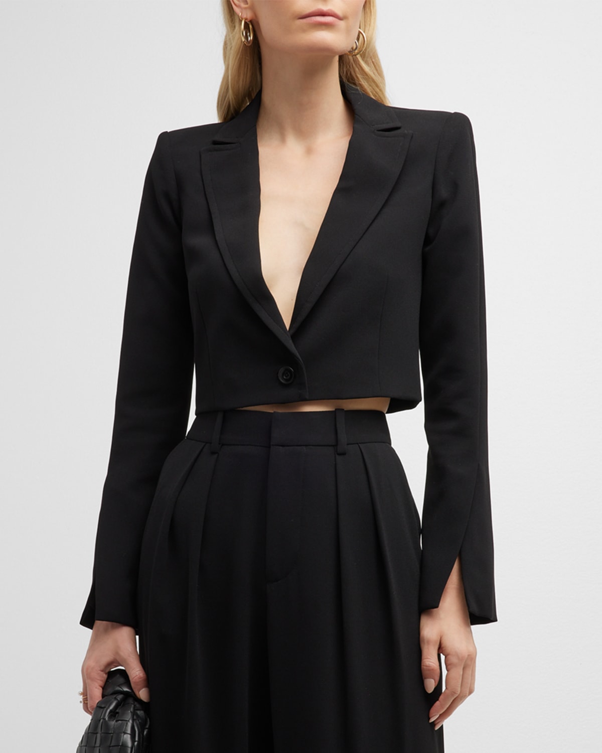 ALICE AND OLIVIA BREANN FITTED CROPPED BLAZER