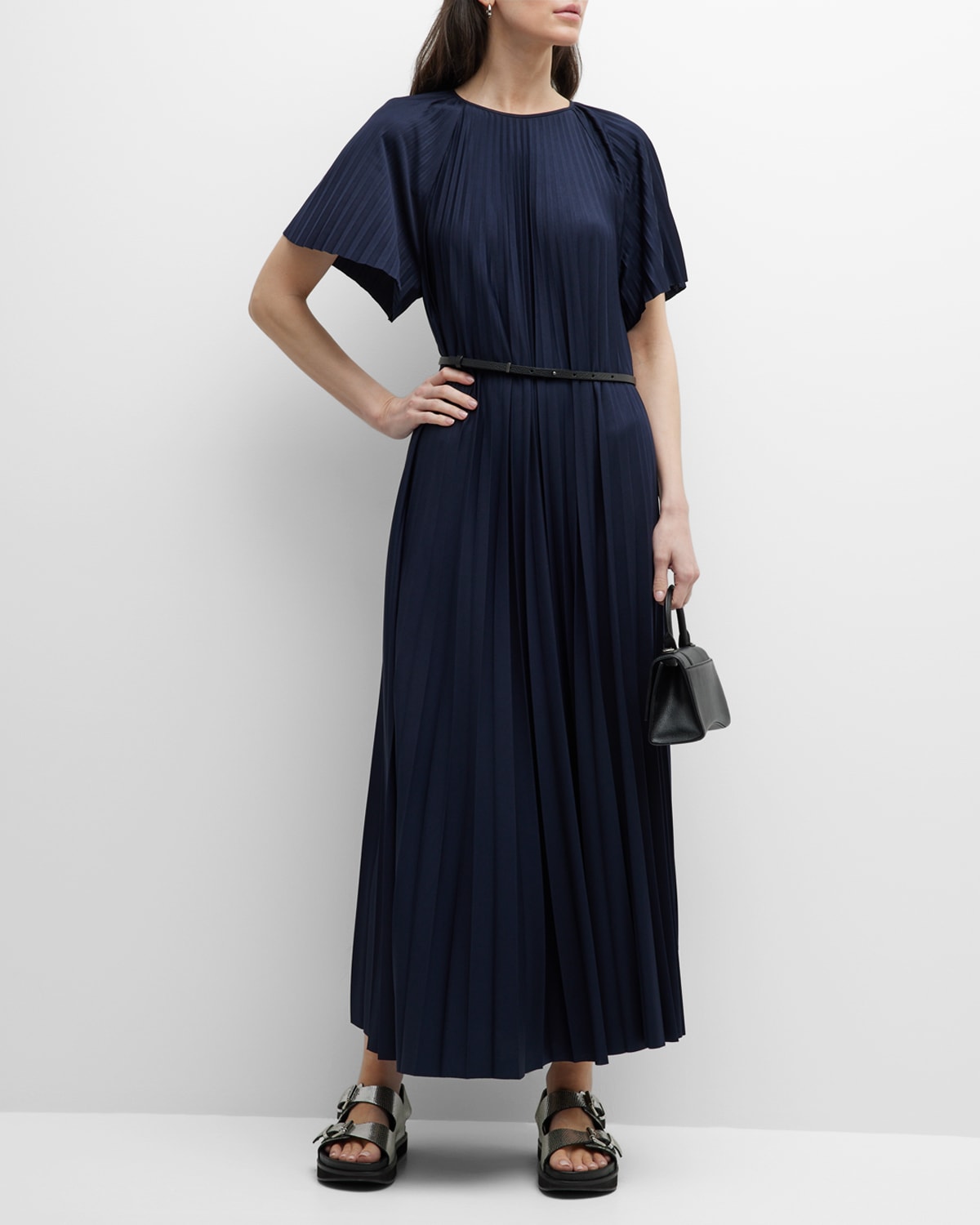 Fabiana Filippi Pleated Raglan-sleeve A-line Maxi Dress In Blu Inchiostro
