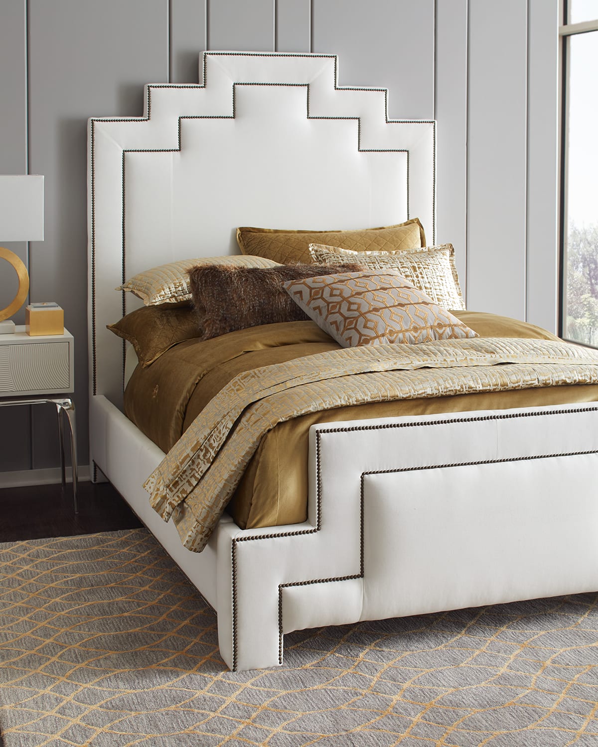 Old Hickory Tannery Demia Upholstered Queen Bed In White