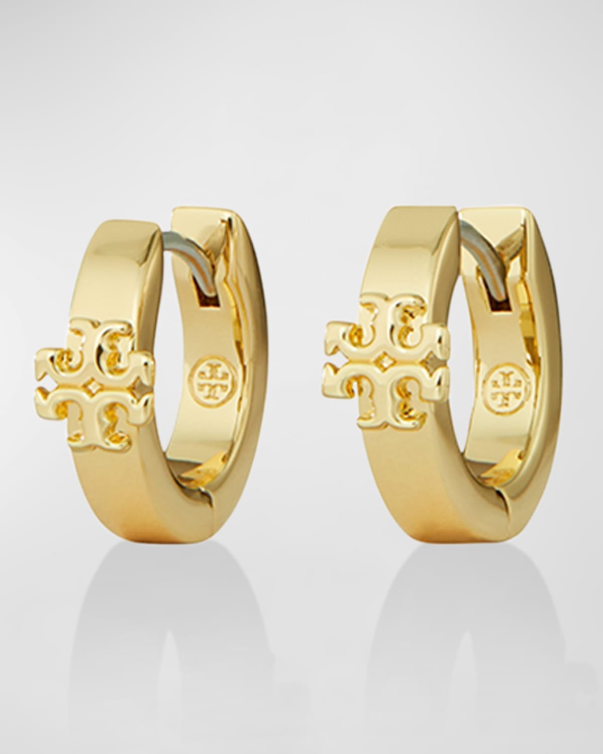 Tory Burch Kira Huggie Hoop Earrings In Tory Gold