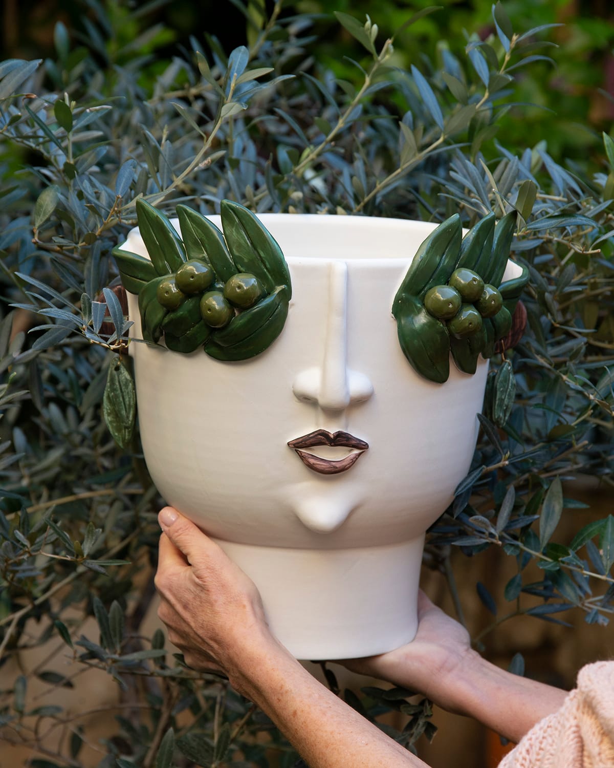 Oliva Seller of Oil Big Head Vase