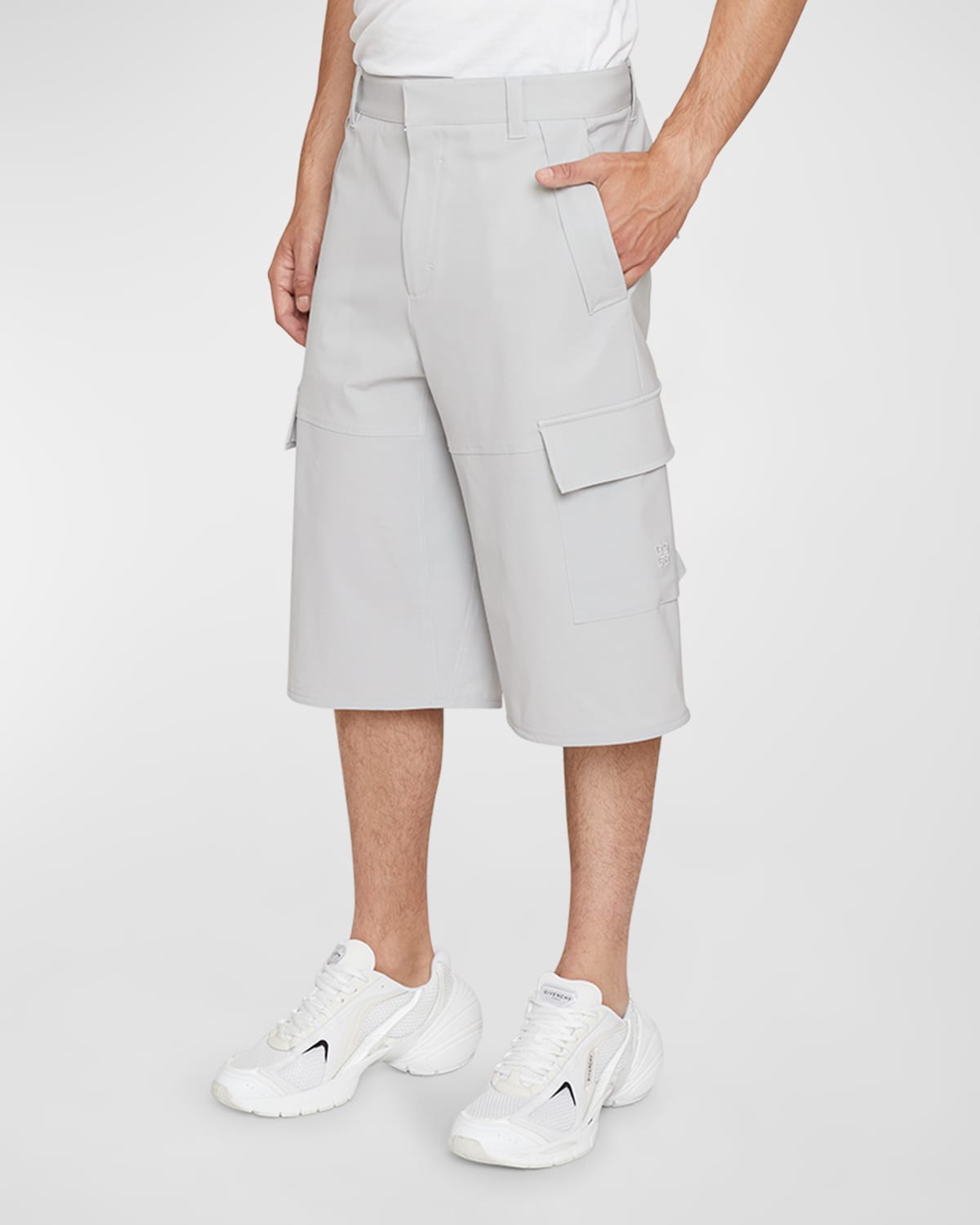 GIVENCHY MEN'S ARCHED WOOL CARGO SHORTS