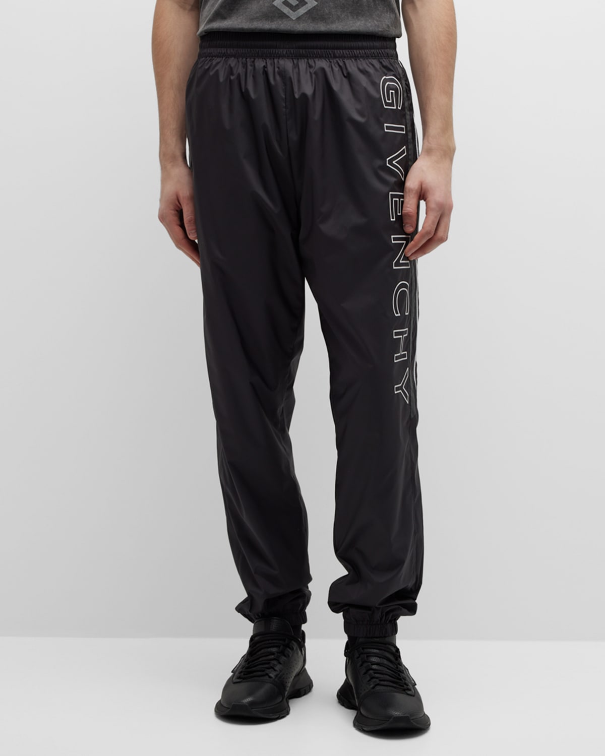 Givenchy Relaxed Fit Logo Embroidered Track Pants In Black