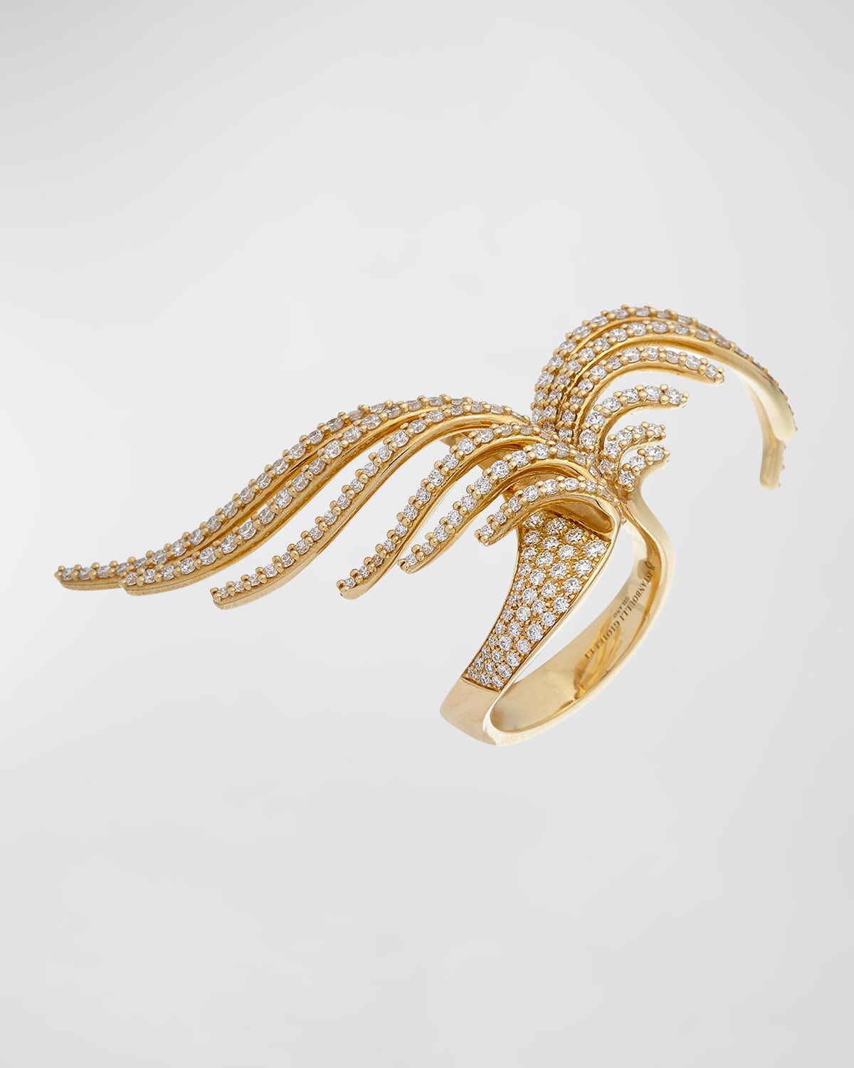 18K Yellow Gold Ring with Pave Diamond Wings