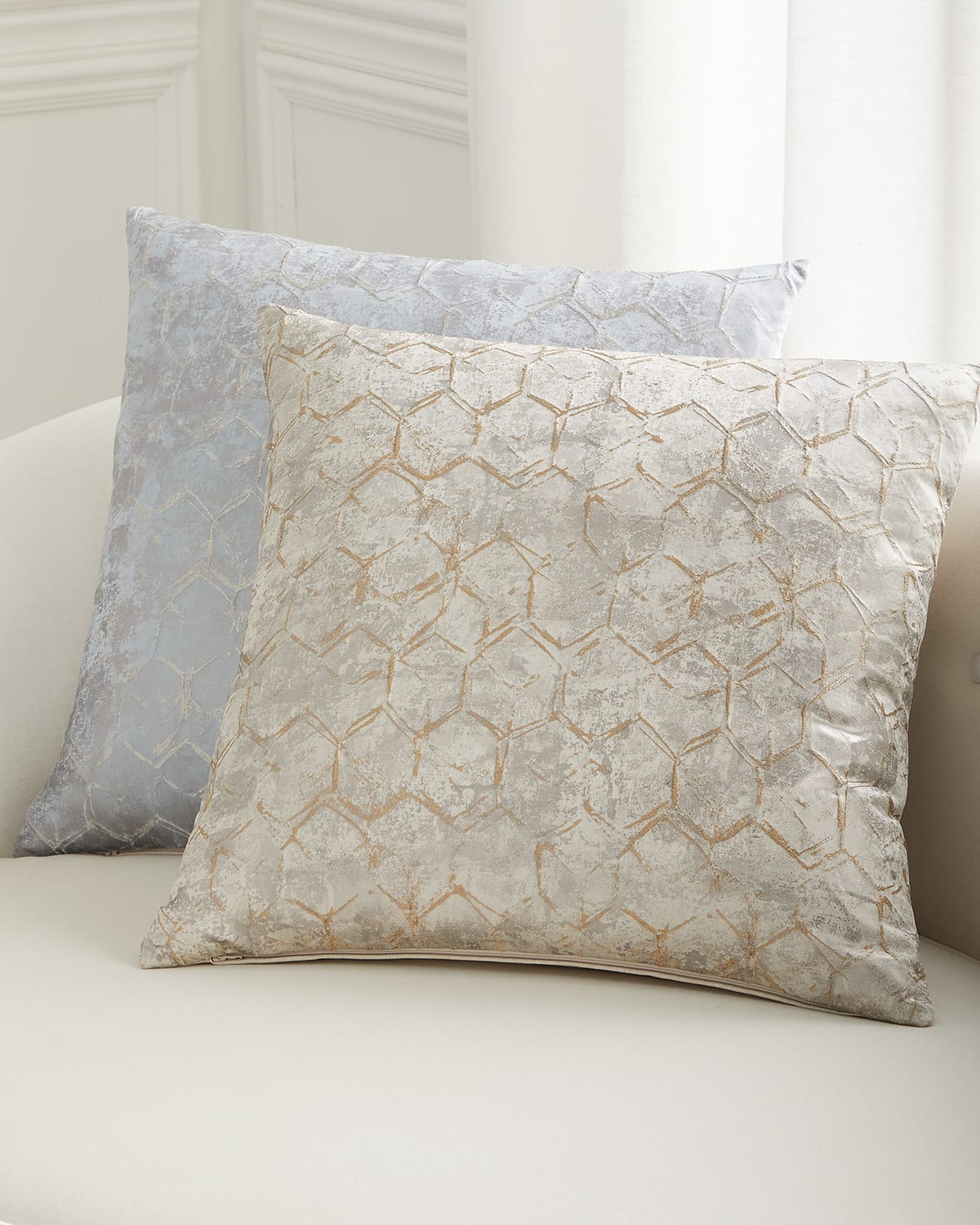 Eastern Accents Bourgeois Decorative Pillow