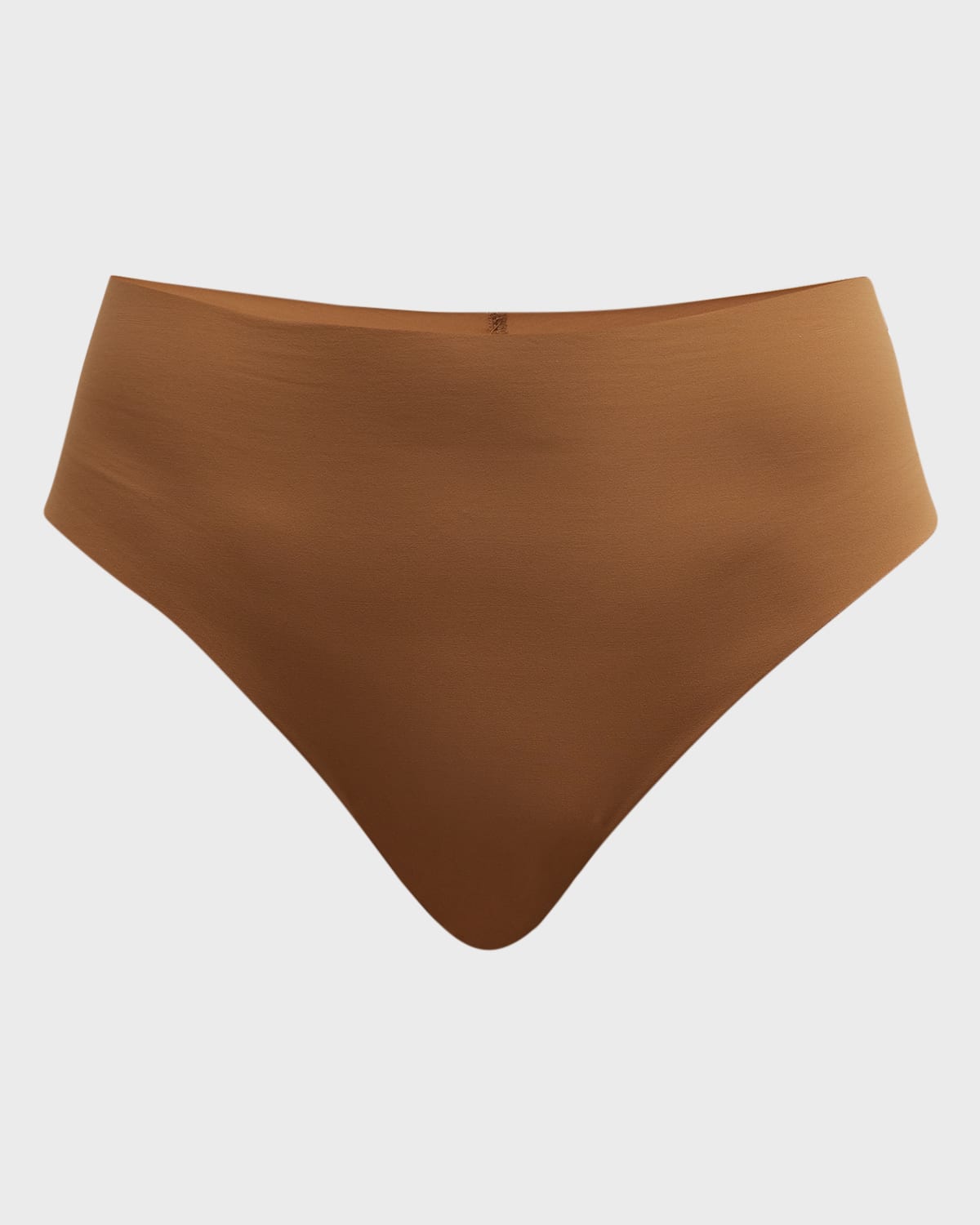 Commando Classic Mid Rise Thong In Caramel