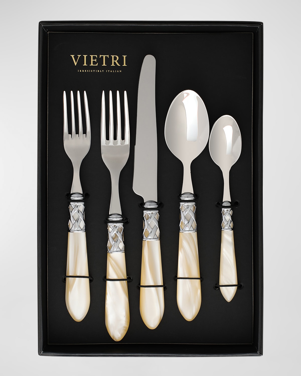 Shop Vietri Aladdin Brilliant Five-piece Place Setting, Set Of 4 In Ivory