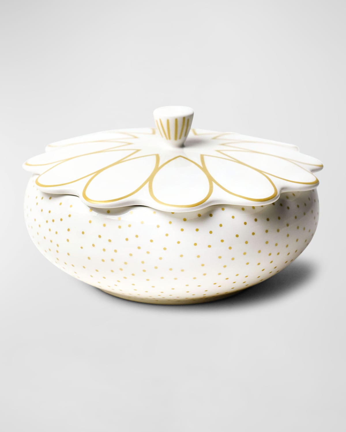 Coton Colors By Laura Johnson Deco Gold Scallop Covered Bowl In White And Gold