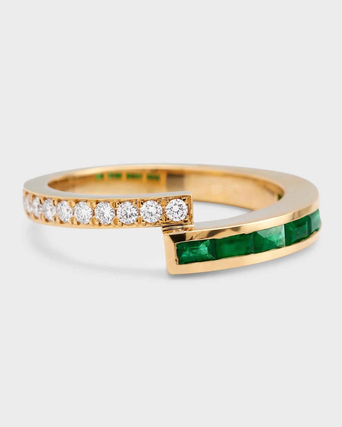 Azlee 18k Gold Diamond And Emerald Ring - Size 7