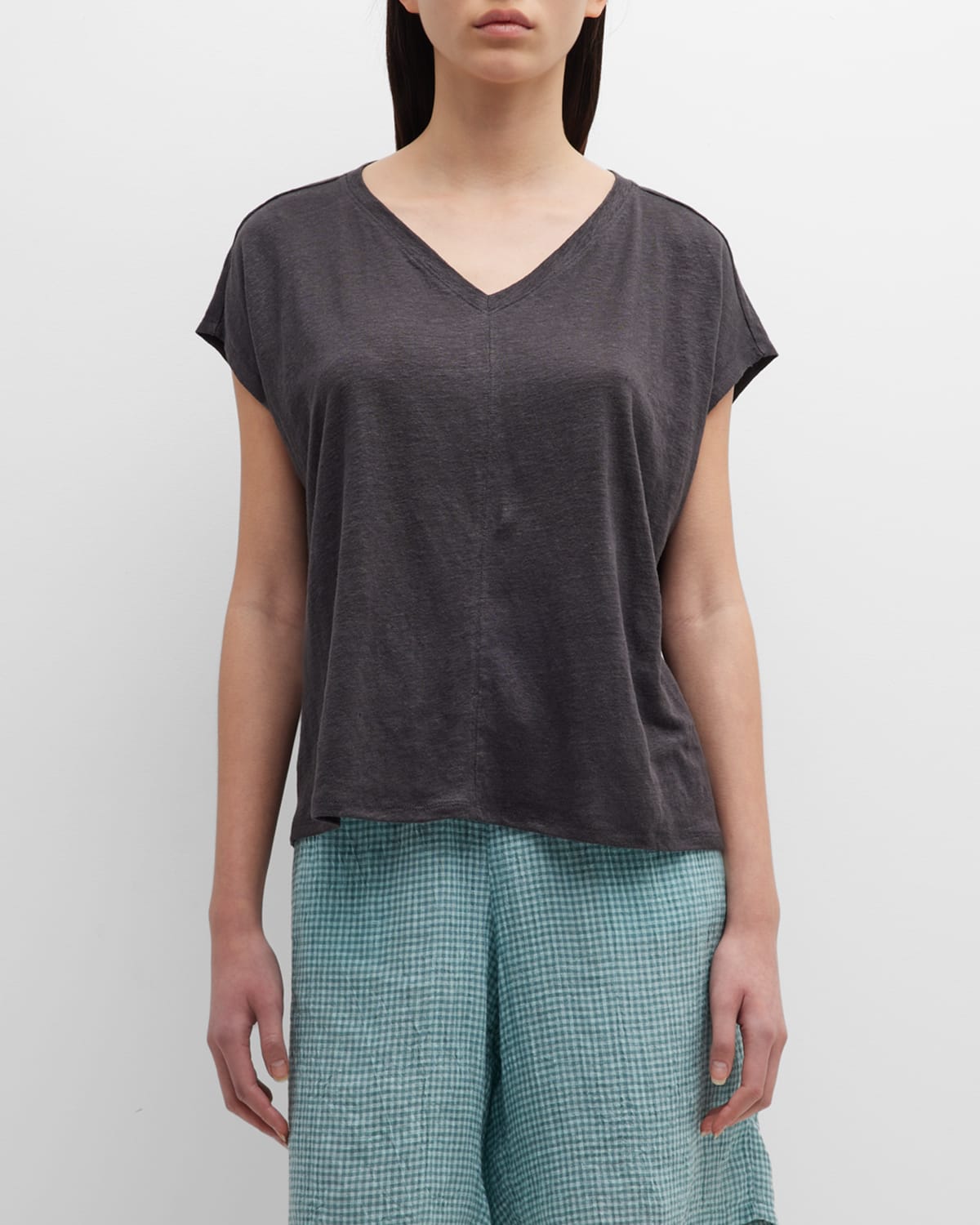 Eileen Fisher V-neck Short-sleeve Organic Linen Tee In Graphite