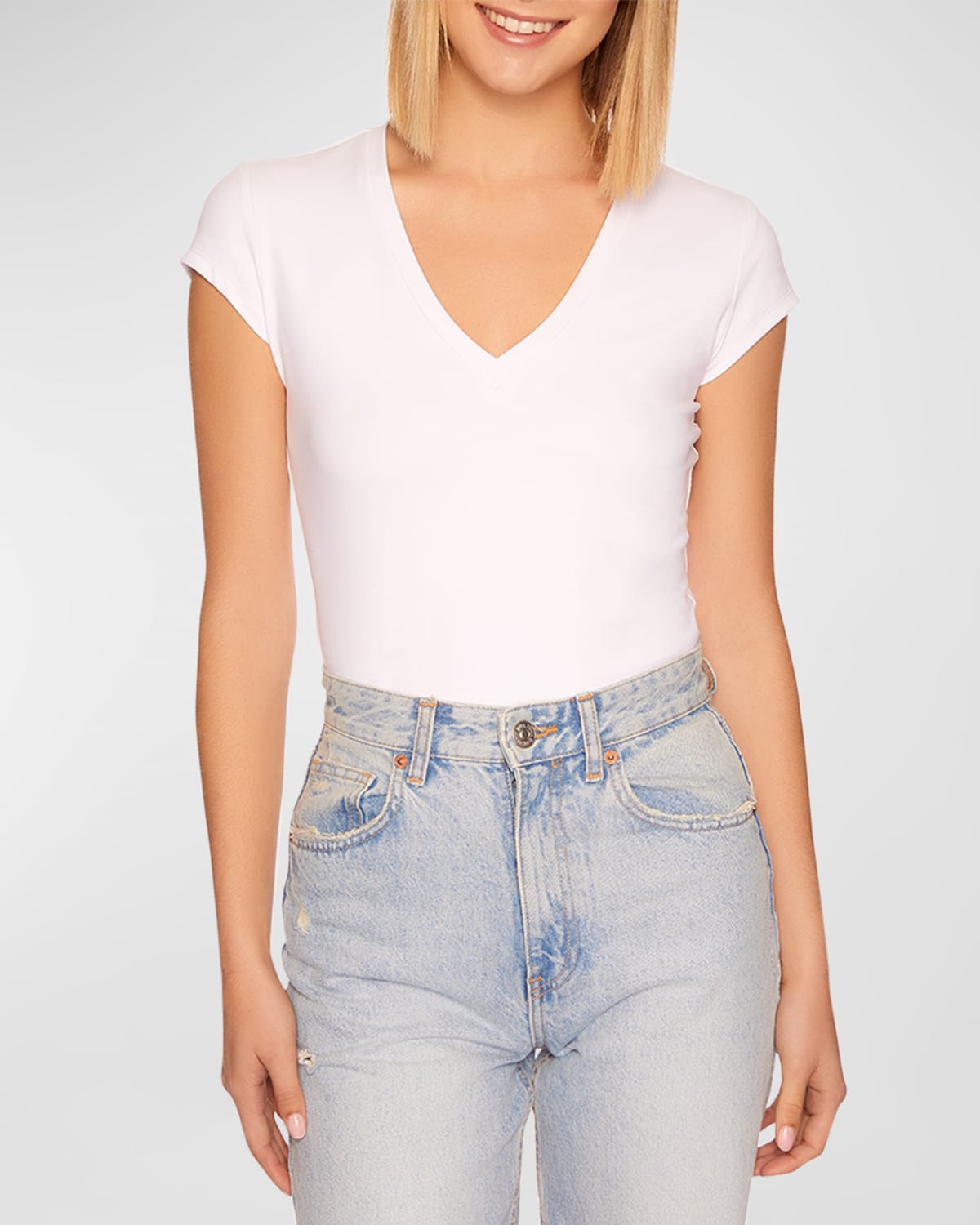 Susana Monaco V Neck Tee In Sugar