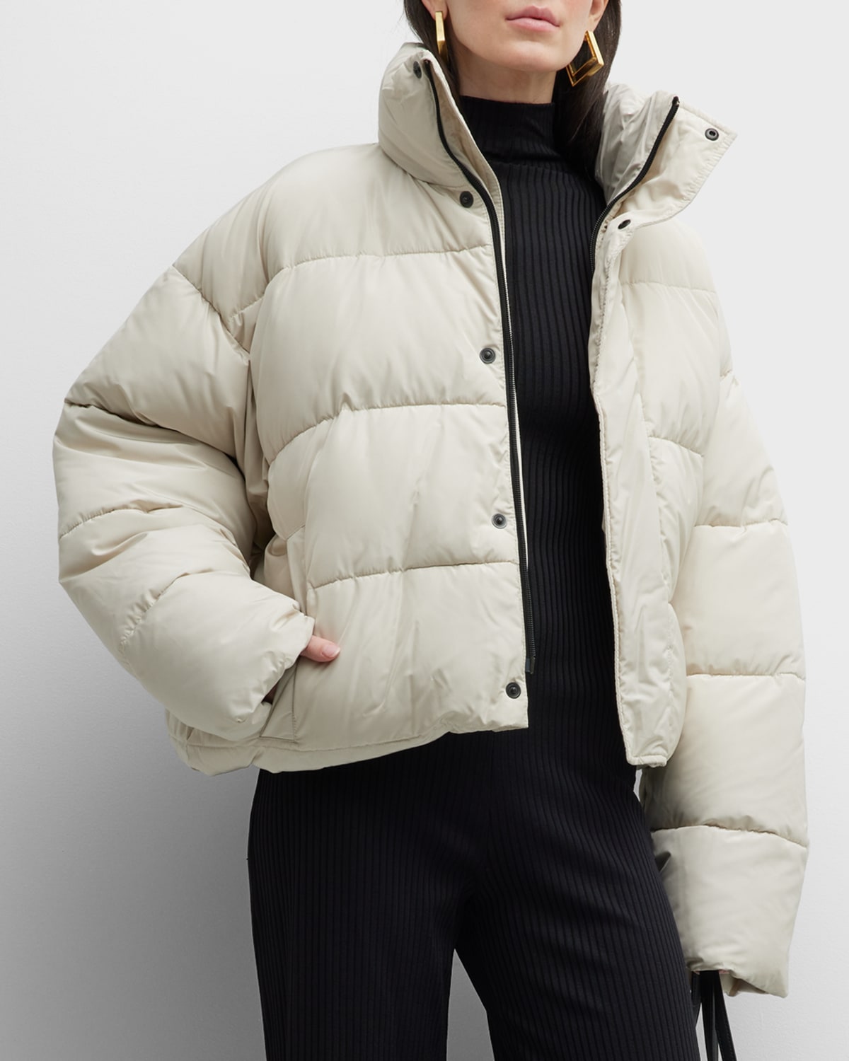 Balenciaga Bb Oversized Cropped Hooded Quilted Shell Jacket In 9757 Chalky White