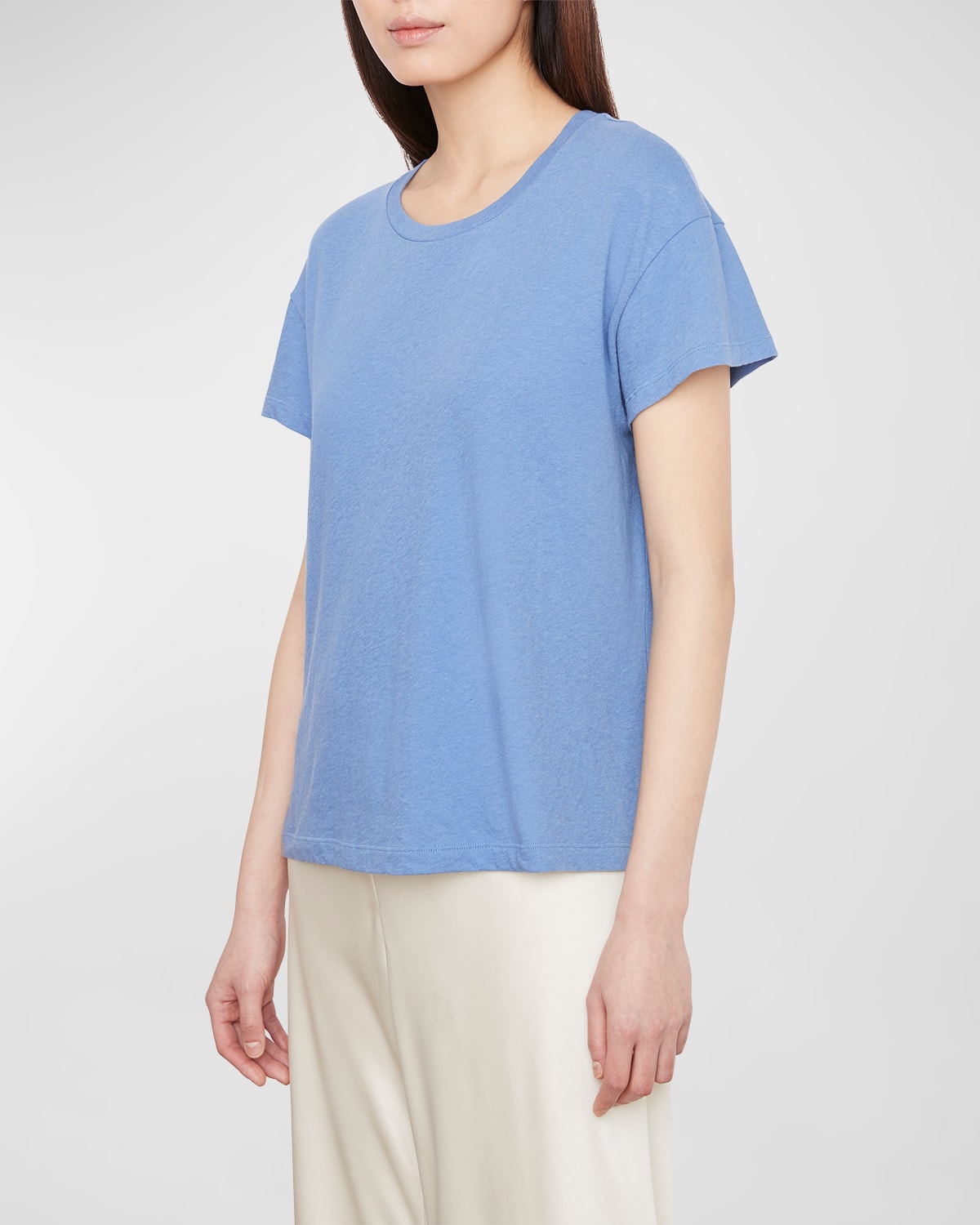 Vince Item O-neck Short-sleeved T-shirt In Dk Aria