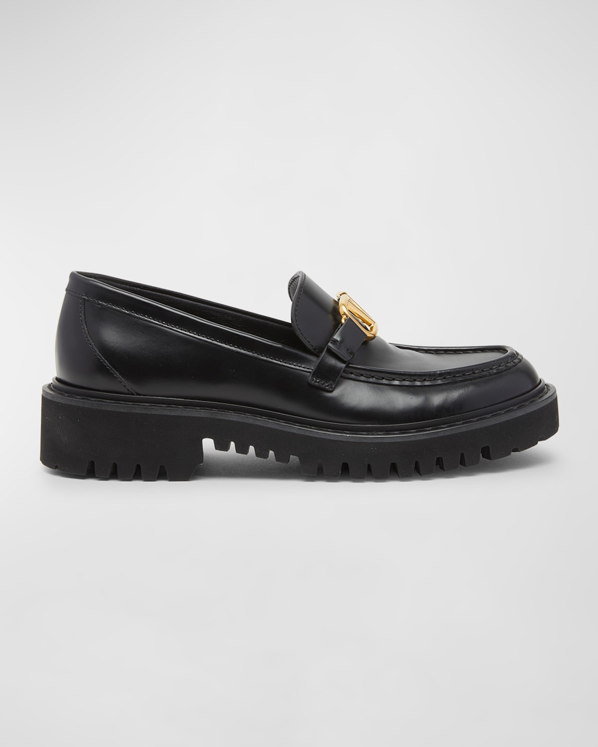 Shop Valentino Vlogo Medallion Leather Loafers In 0no Nero