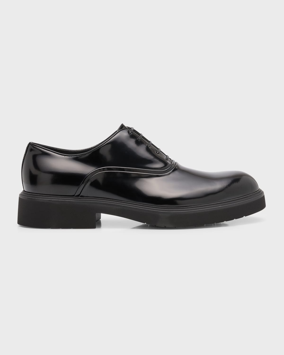 Shop Ferragamo Men's Fiorino Leather Oxfords In Nero