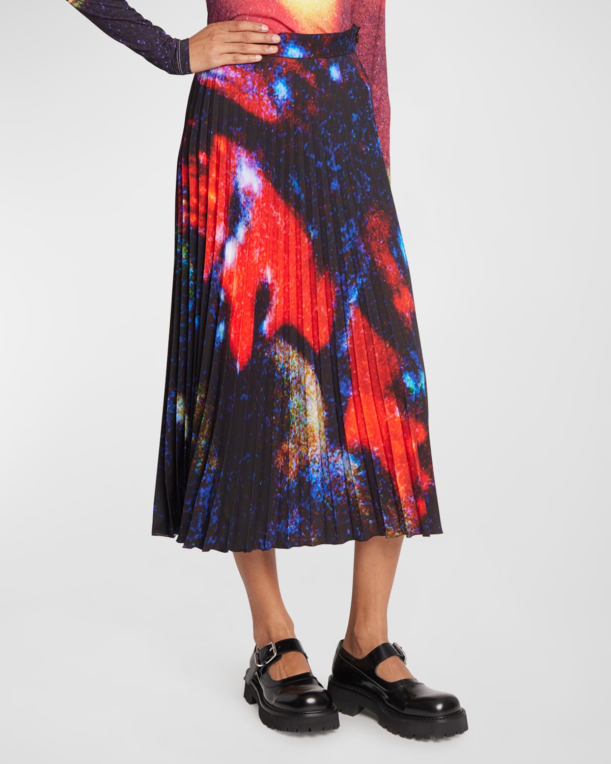 Mm6 Maison Margiela Space Print Pleated Midi Skirt In Yellow