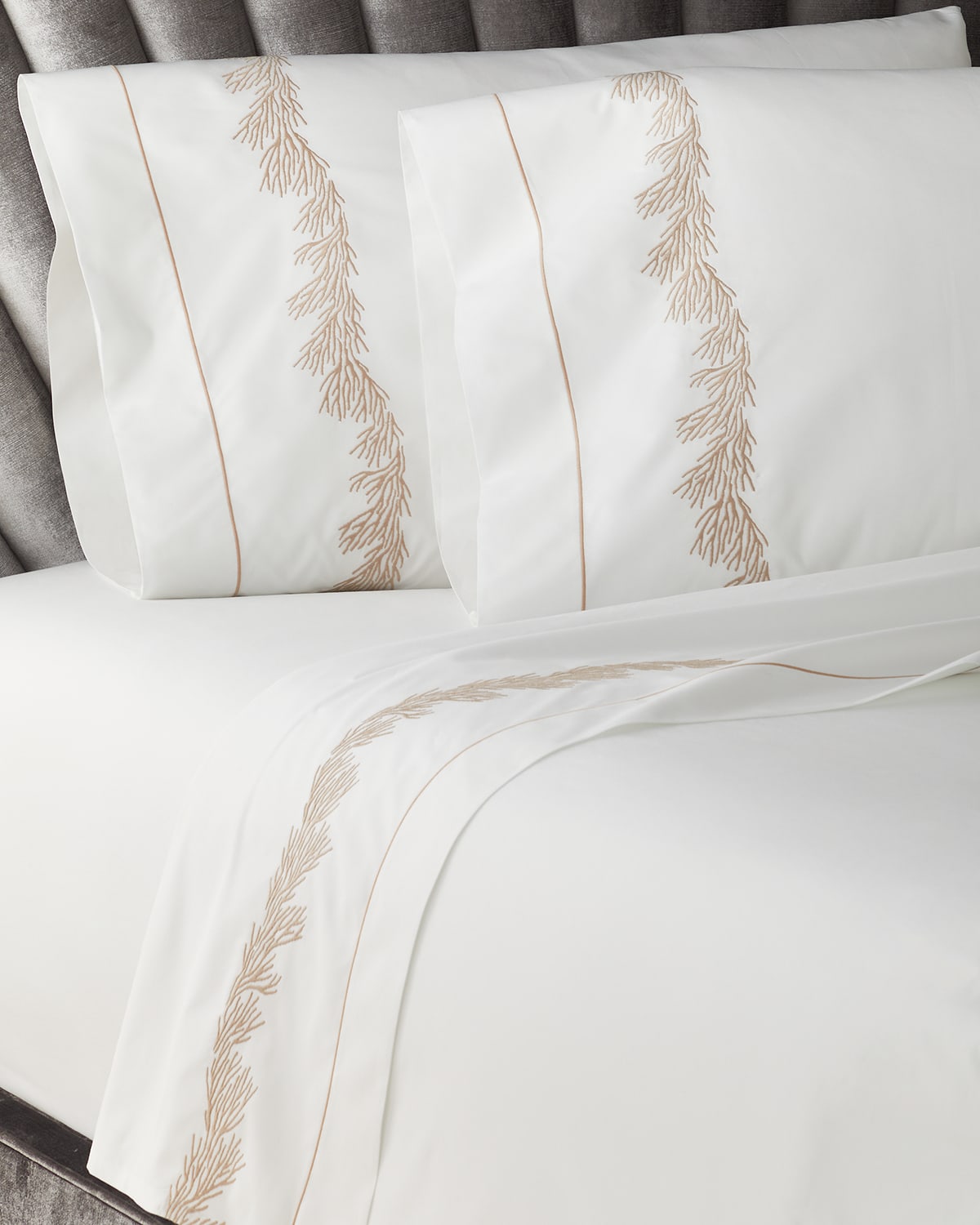 Matouk Atoll King Pillowcase Pair In White