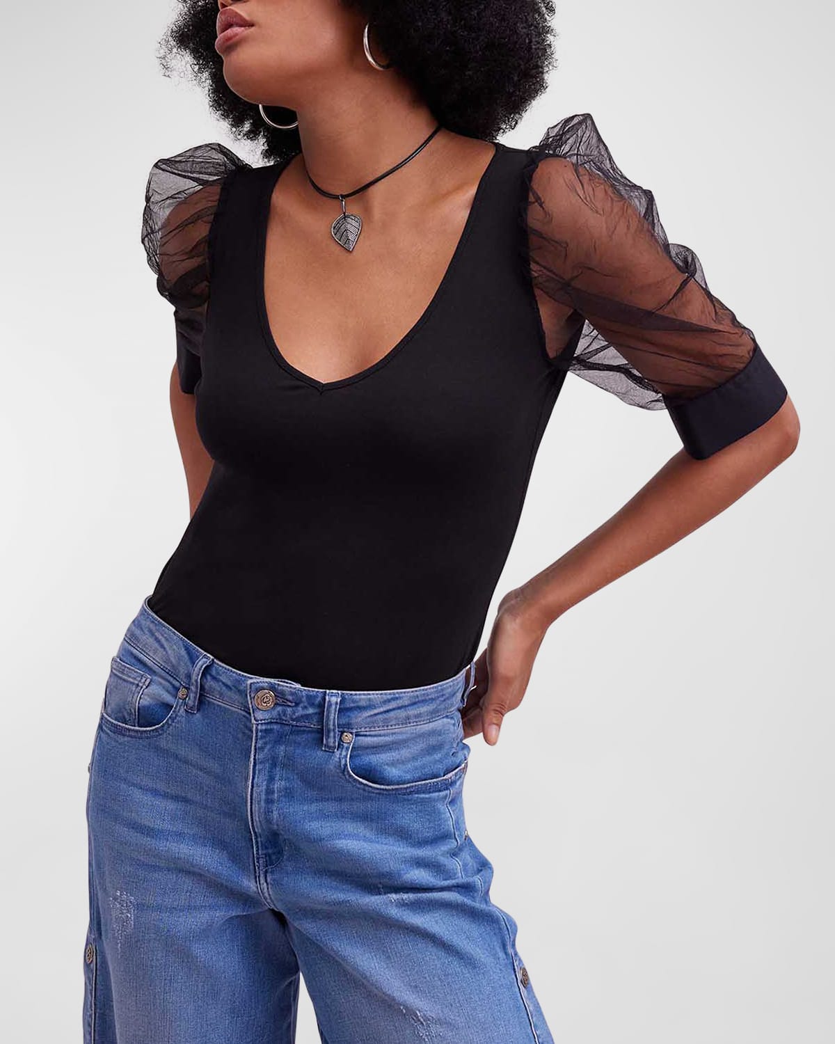 Anne Fontaine Aerial Sheer Puff-sleeve V-neck T-shirt In Black