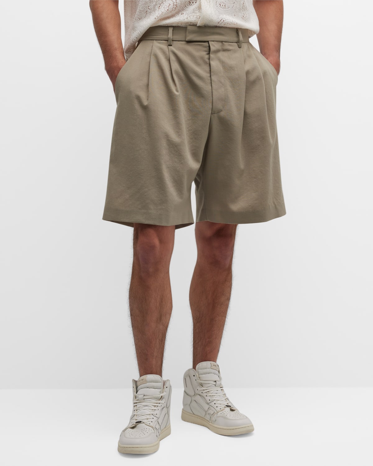 Men's Double-Pleated Wool Shorts