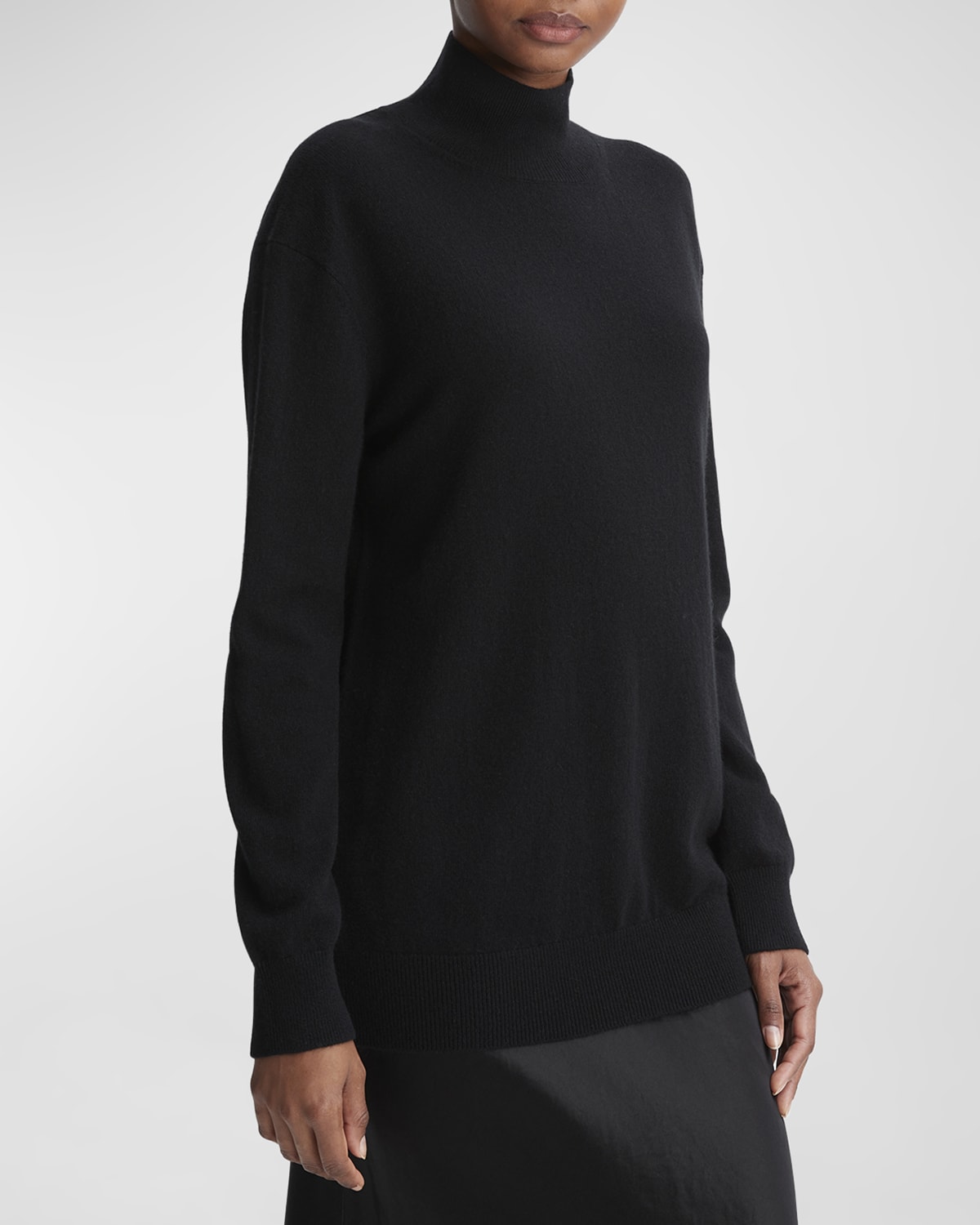 Vince Women's Wool & Cashmere Turtleneck Sweater In Black