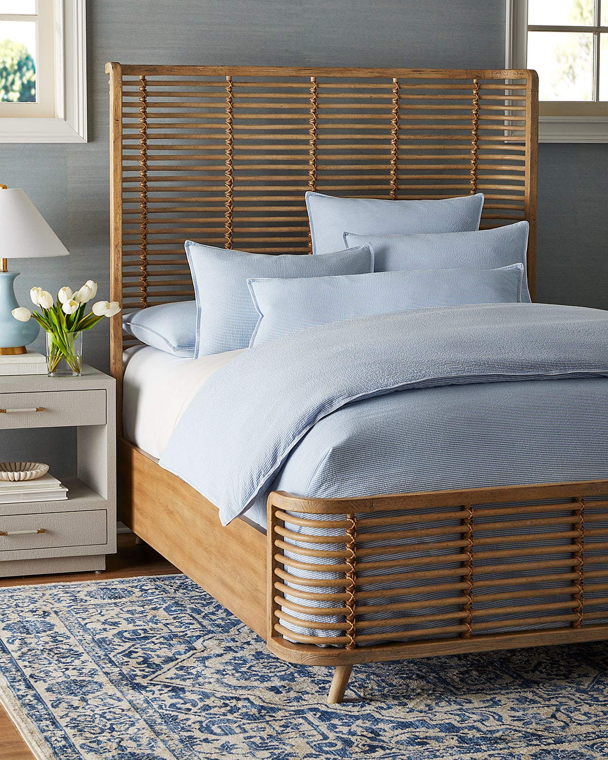 Hooker Furniture Surfrider Queen Rattan Bed In Driftwood