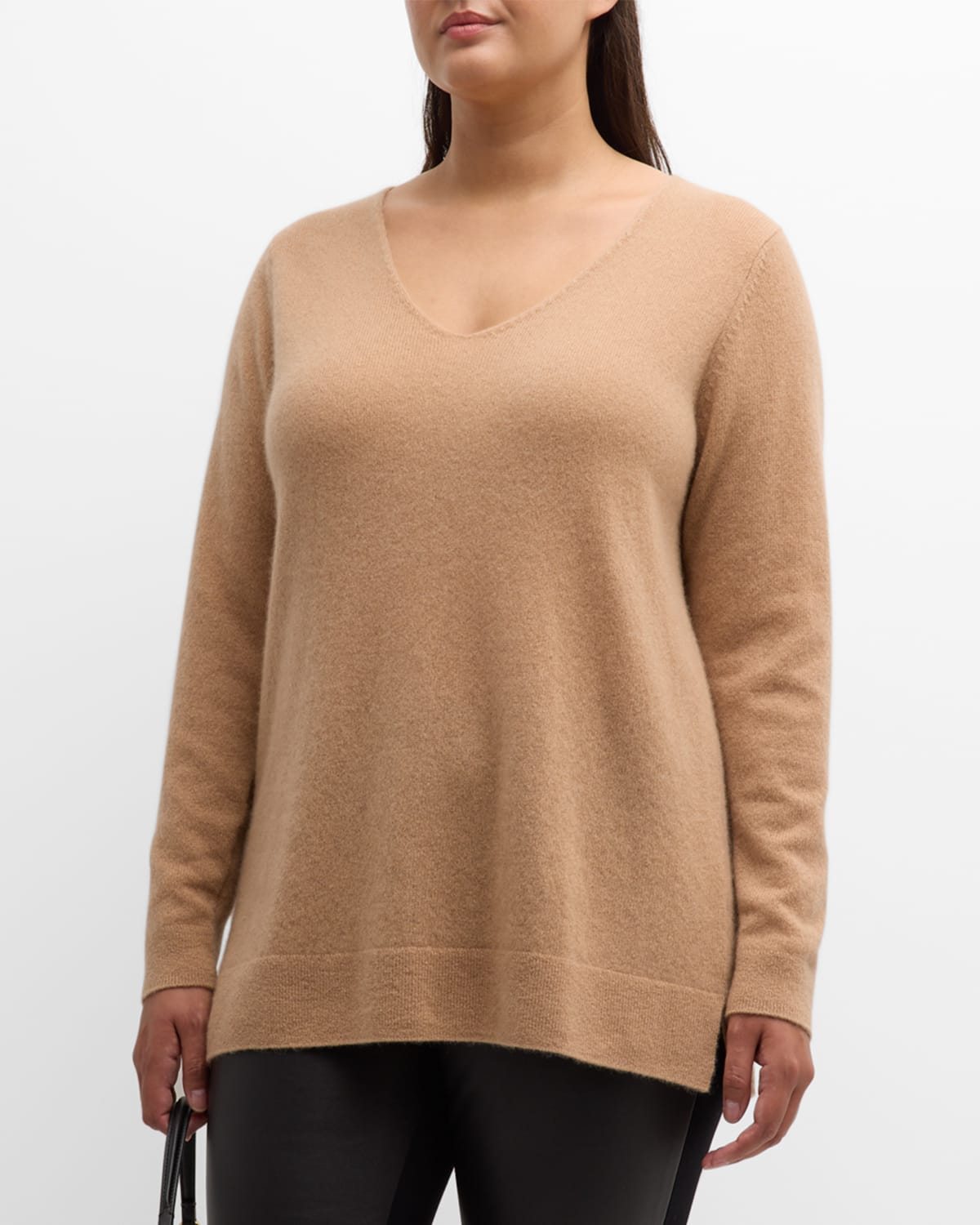 Neiman Marcus Plus Size Cashmere V-neck Sweater In Camel