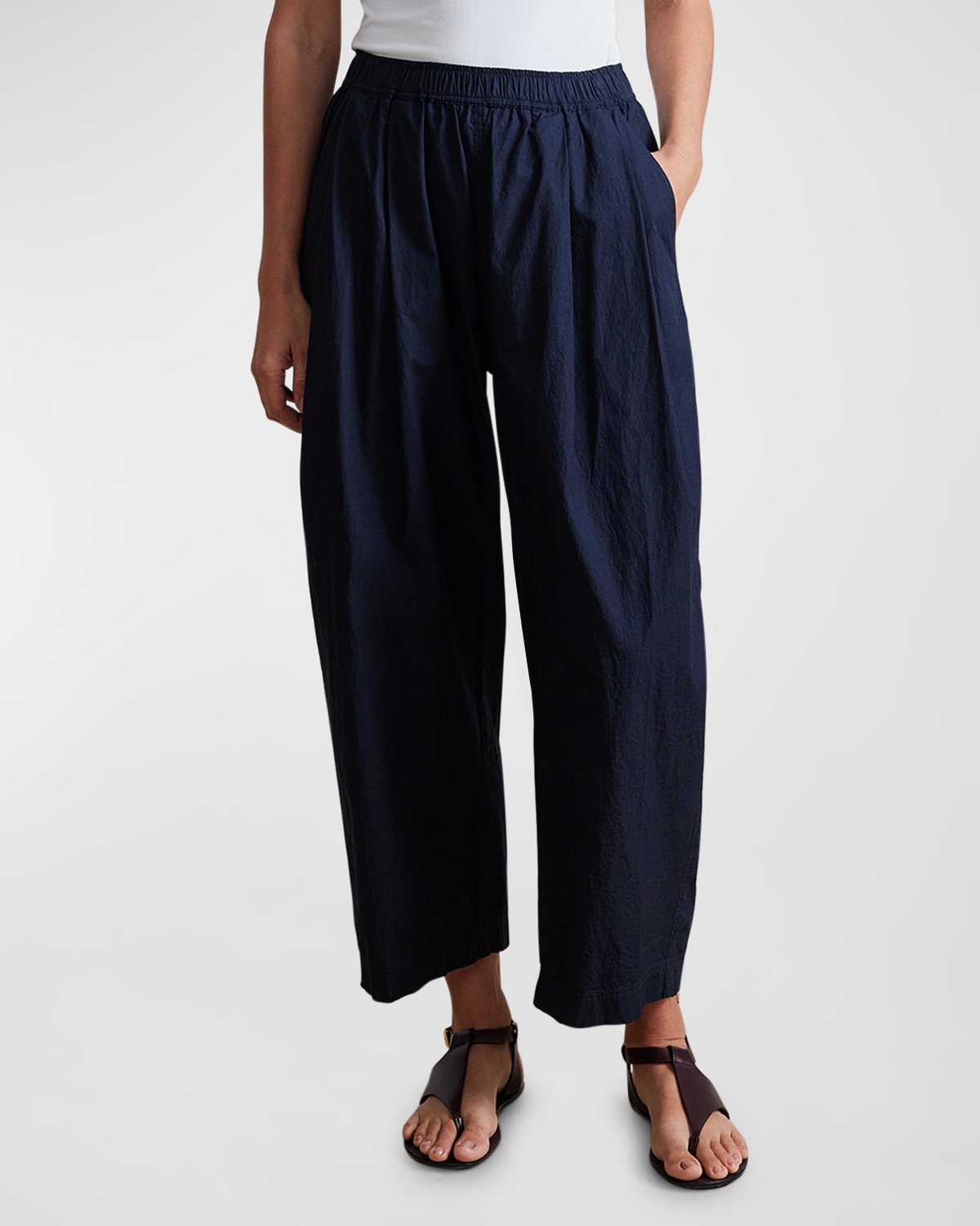 Spa Pleat Cropped Pants