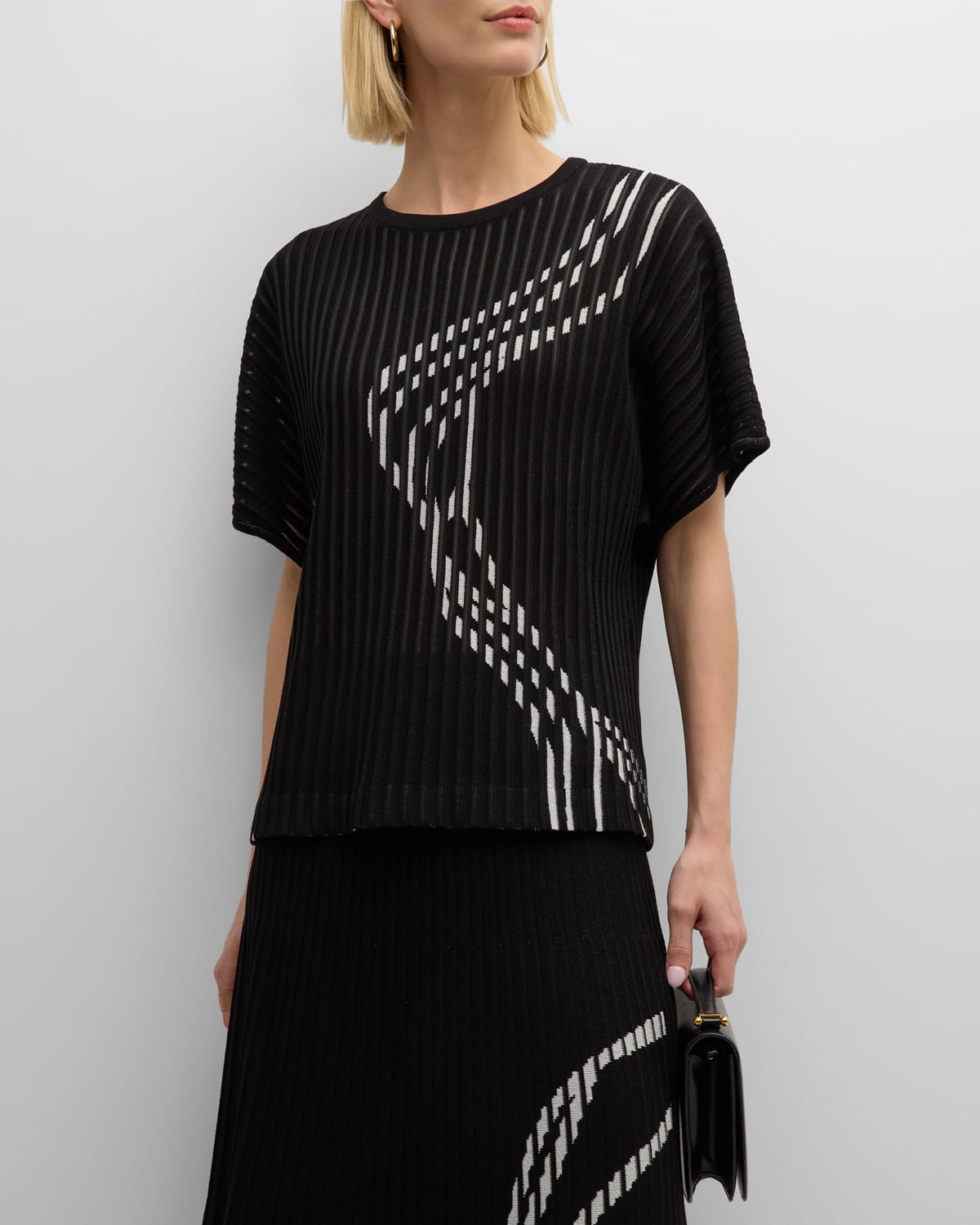 Abstract Stitch Knit Short-Sleeve Tunic