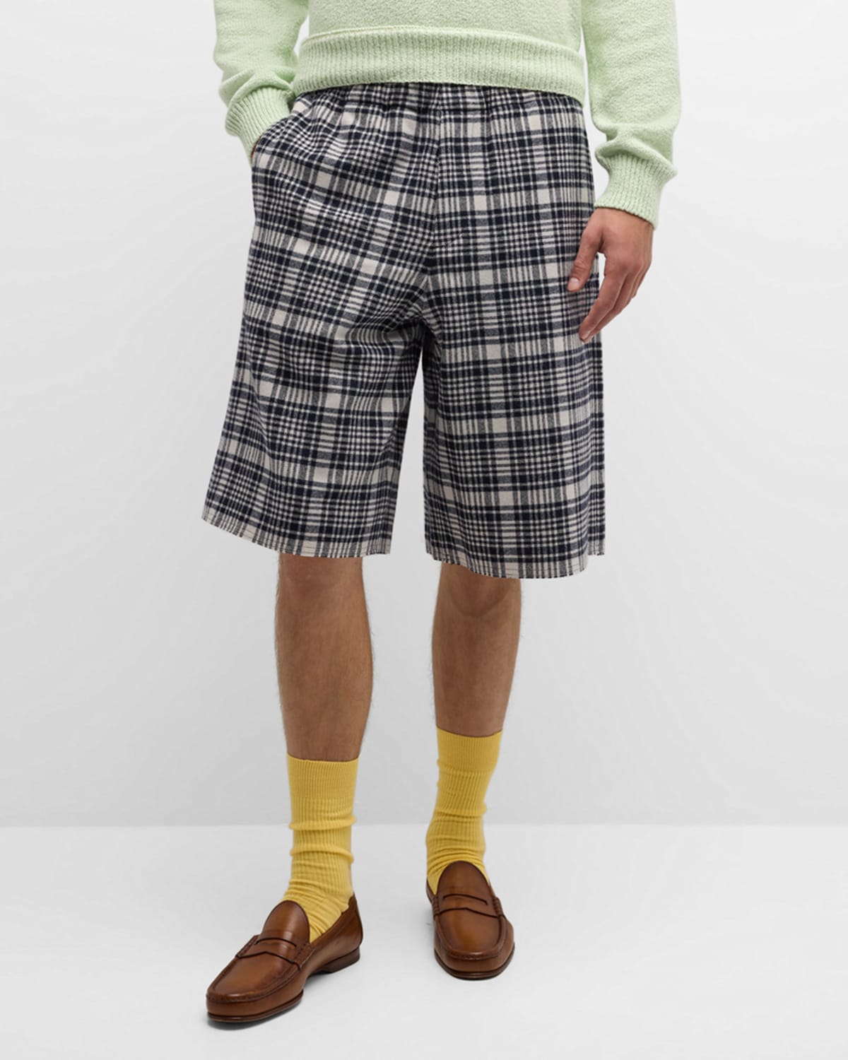 The Elder Statesman X Zegna Men's Wool-cashmere Plaid Shorts In Blue Navy Check