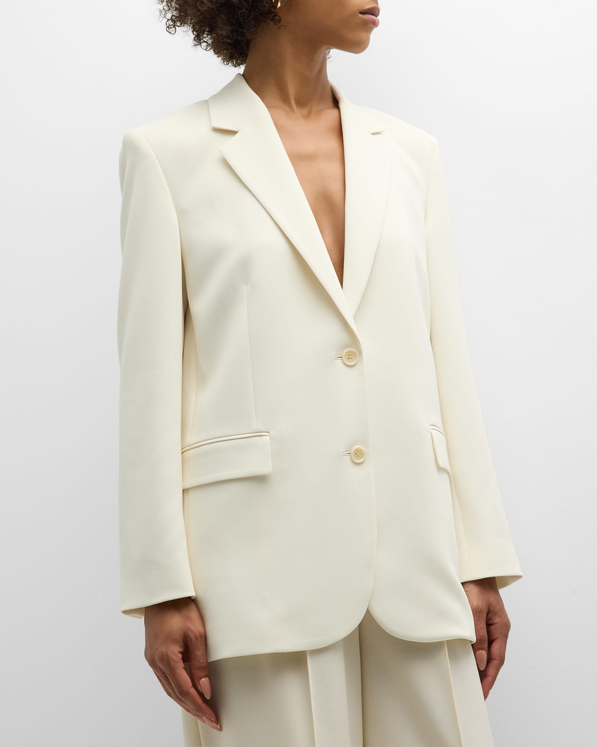 Theory Tailored Slim Blazer In Admiral Crepe In Rice