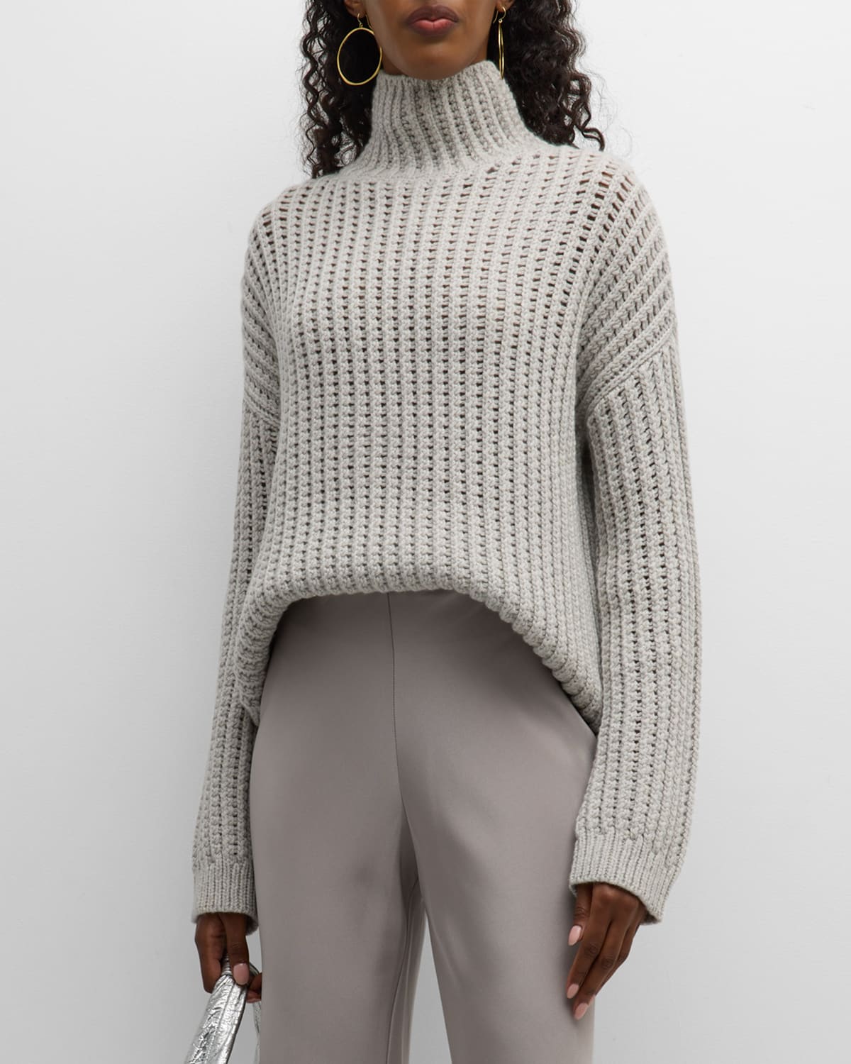 Tse Cashmere Oversized Basketweave Turtleneck Sweater In White Wool Combo