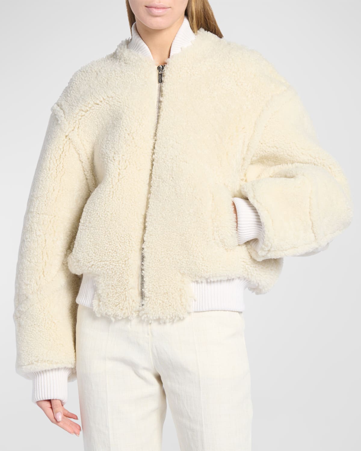Jacquemus Le Blouson Pilou Shearling Bomber Jacket In Off White