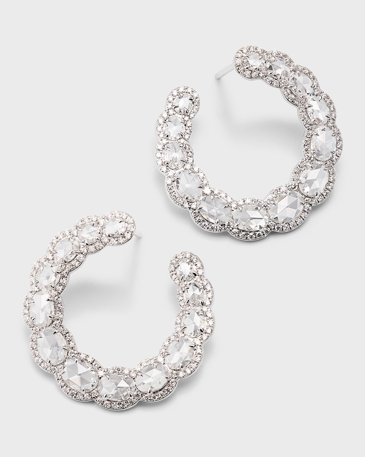 64 Facets 18k White Gold Graduated Diamond Hoop Earrings