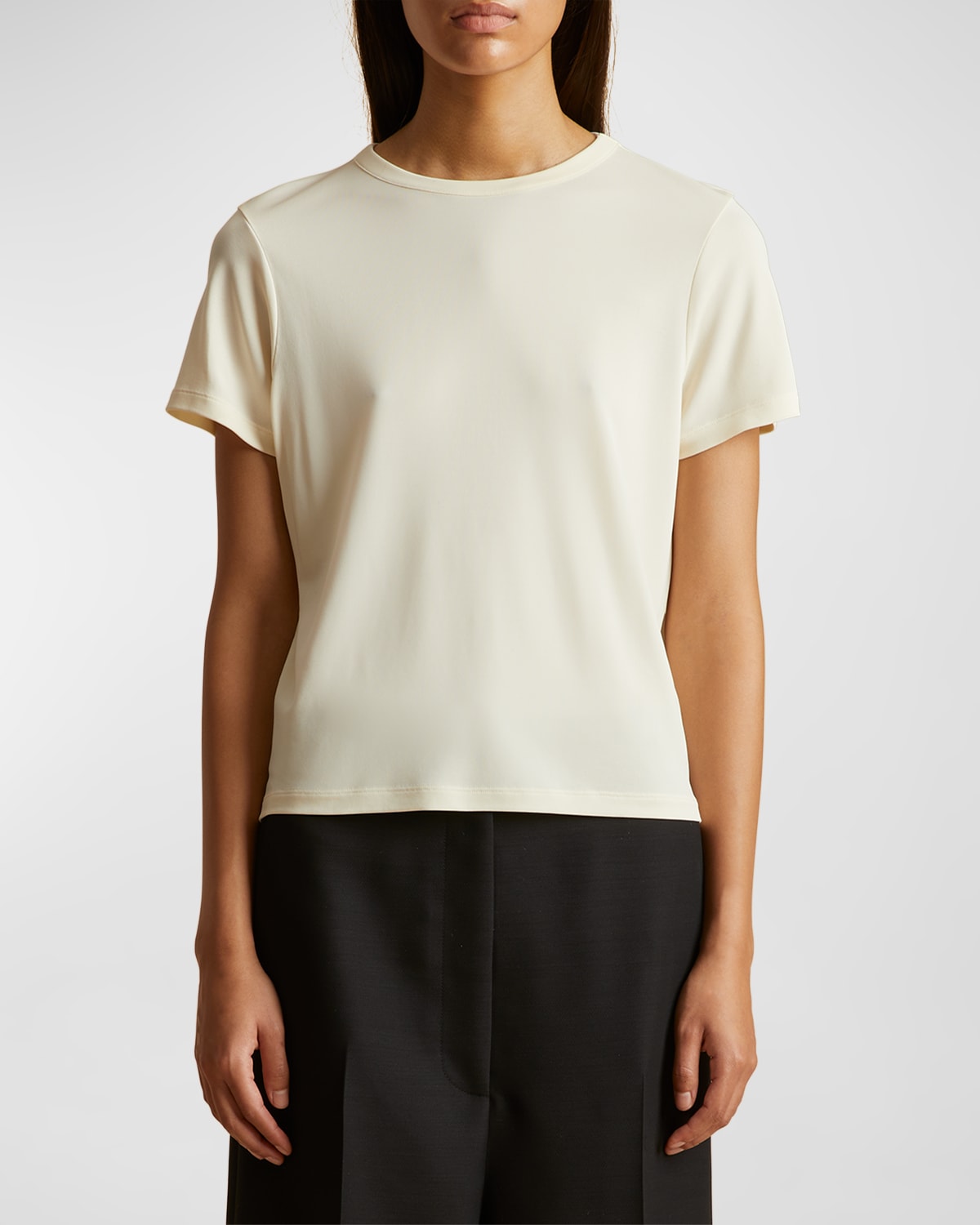 Shop Khaite Emmylou Short-sleeve Cotton T-shirt In Cream