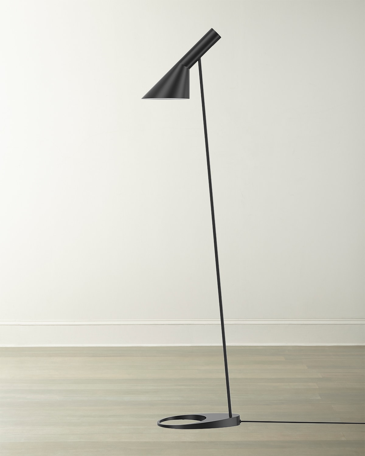 Louis Poulsen Aj Steel Floor Lamp In Black