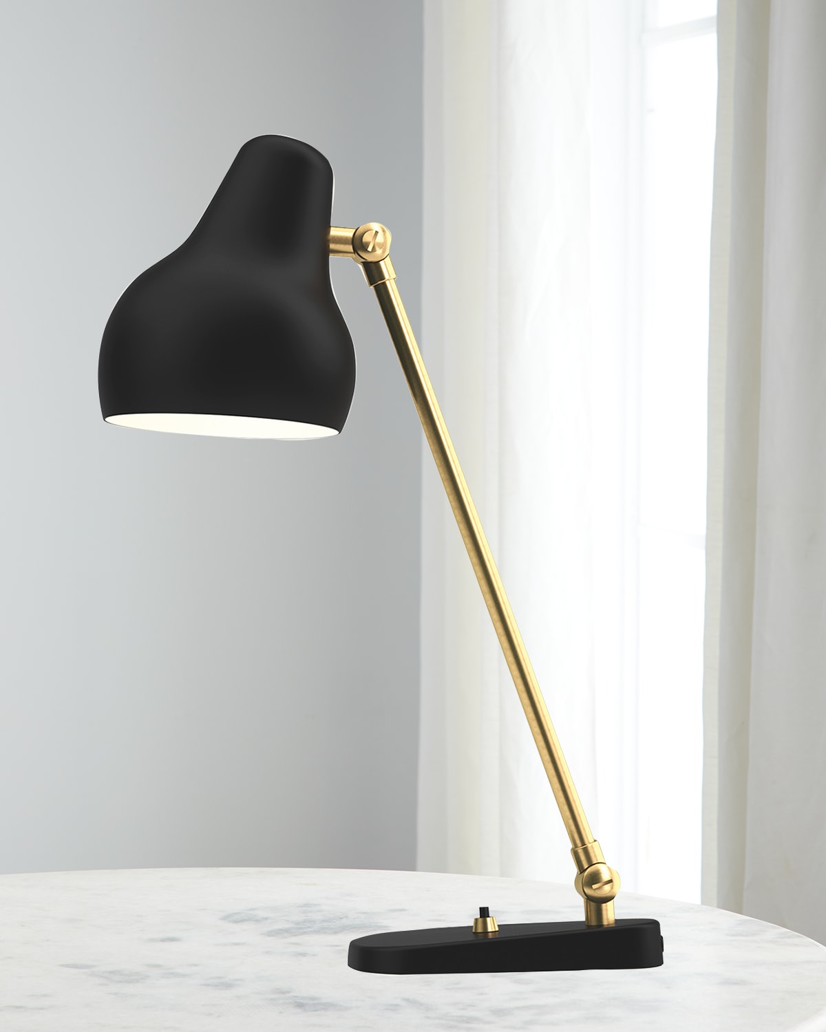Louis Poulsen Vl38 Table Lamp In Black
