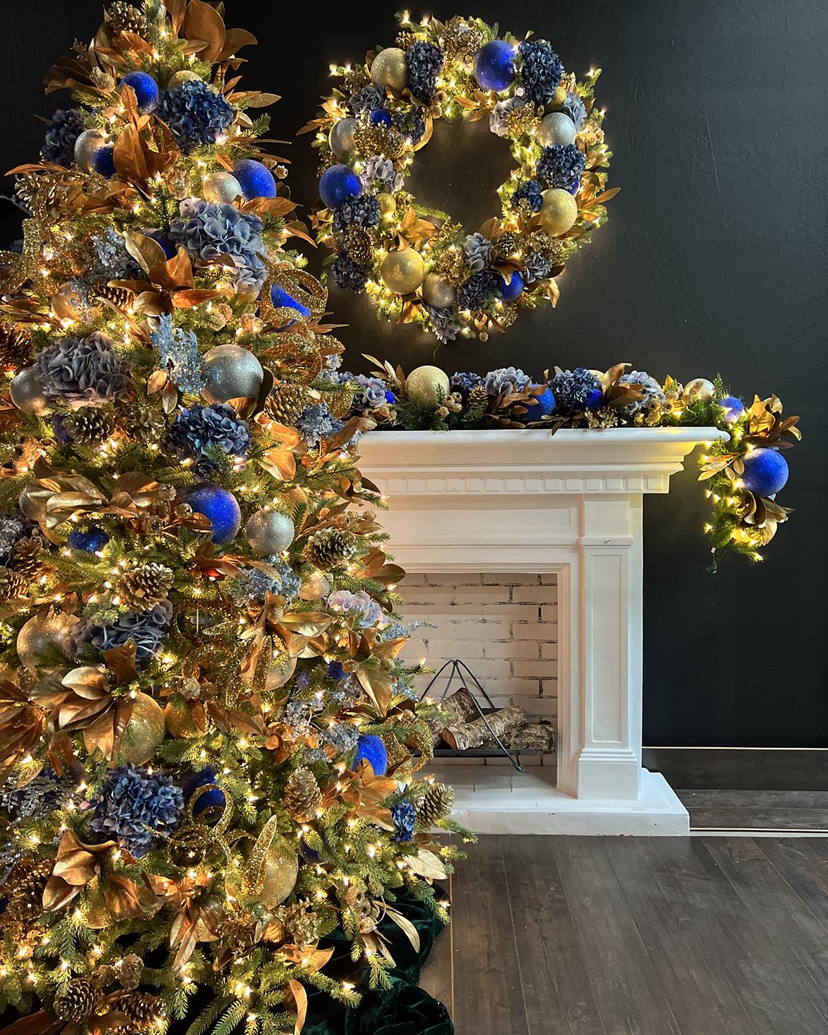 Winward Home 7.5' Pre-decorated And Pre-lit Christmas Tree In Multi