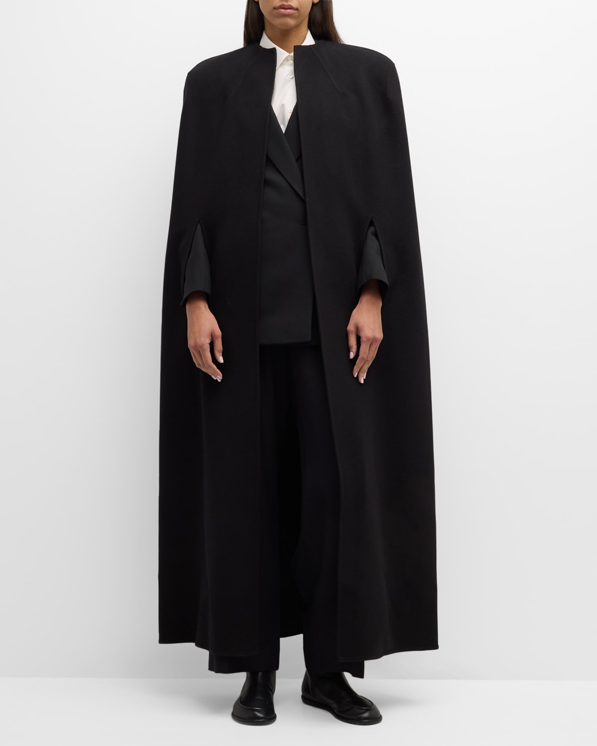 The Row Milda Cashmere Coat In Black