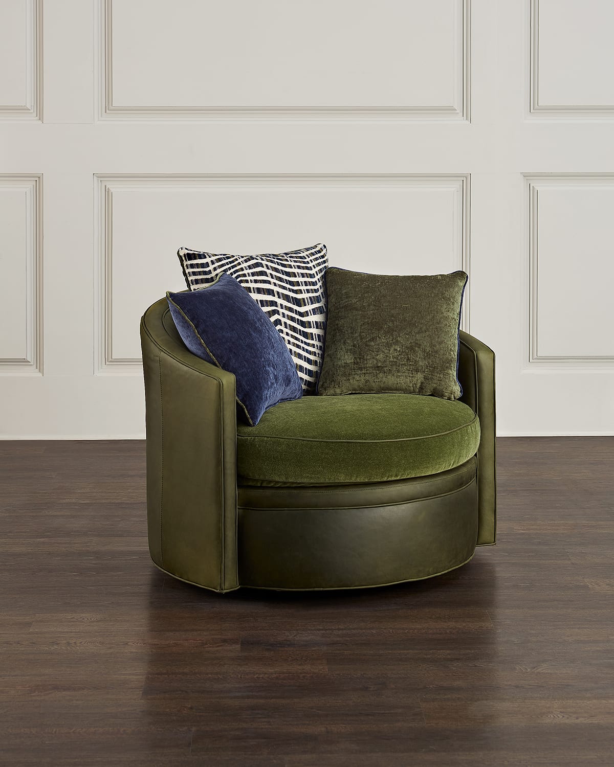 Artemis Swivel Chair