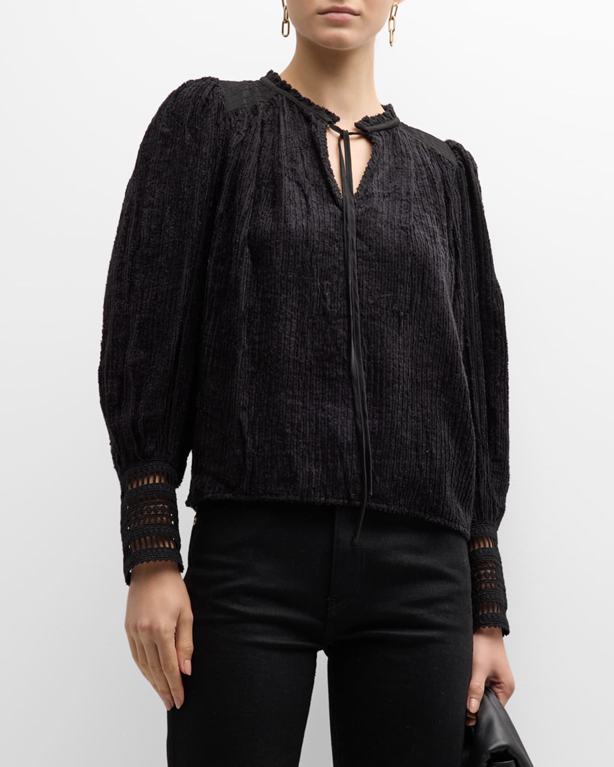 Stellah Textured Velvet Long-sleeve Top In Black